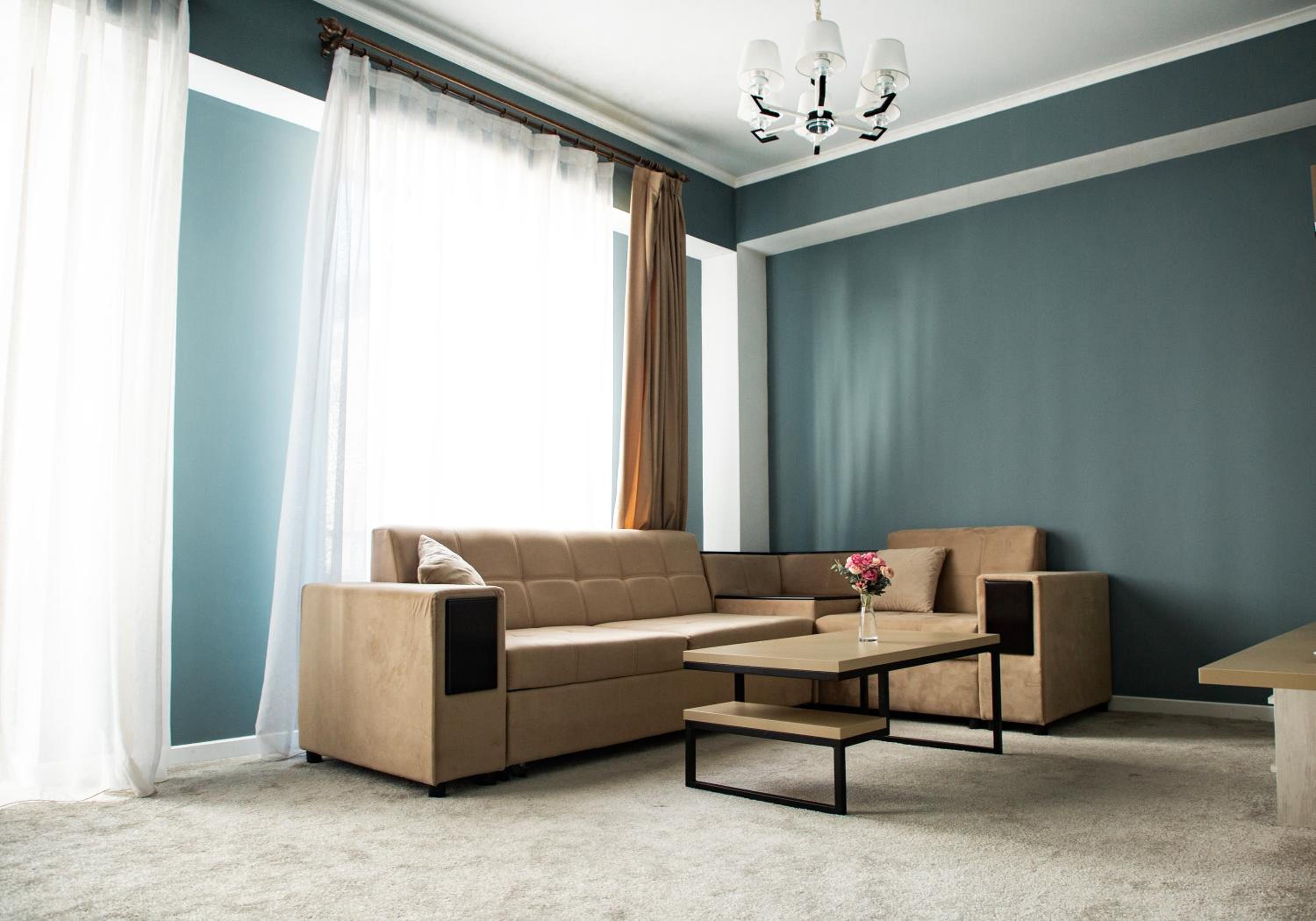Superior Suite - Photo 13