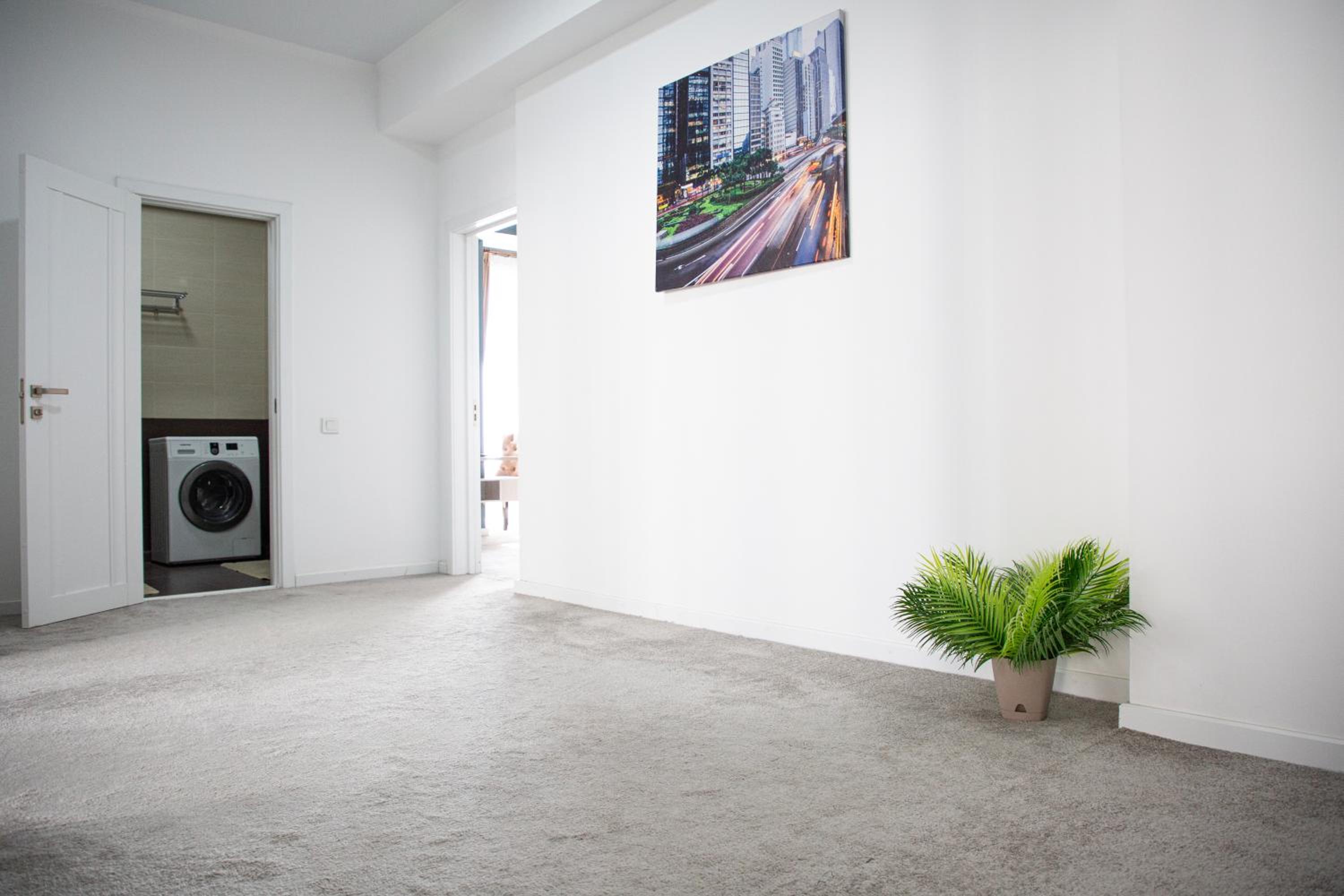 Superior Suite - Photo 12