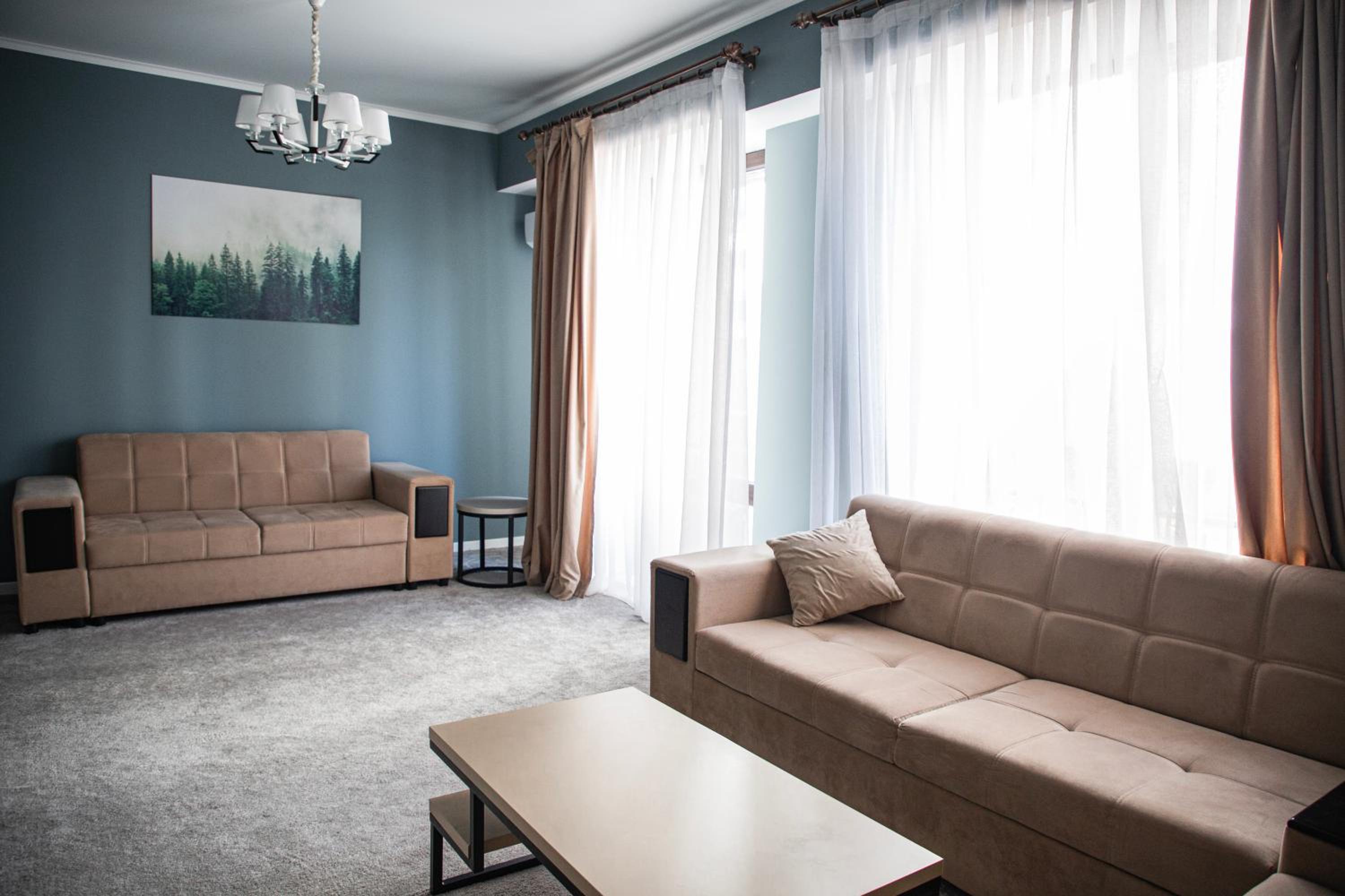 Superior Suite - Photo 8