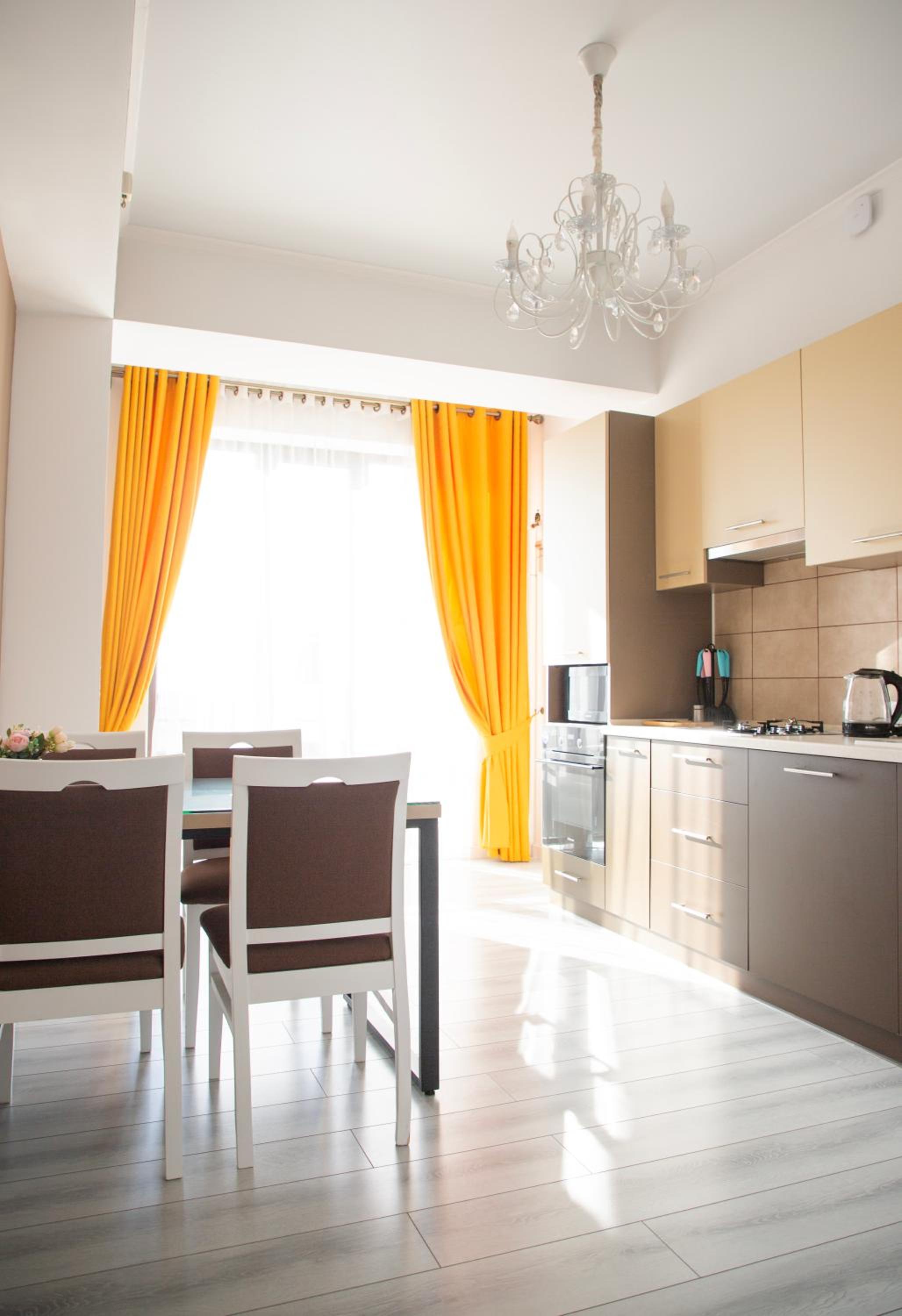One-Bedroom Suite - Photo 6