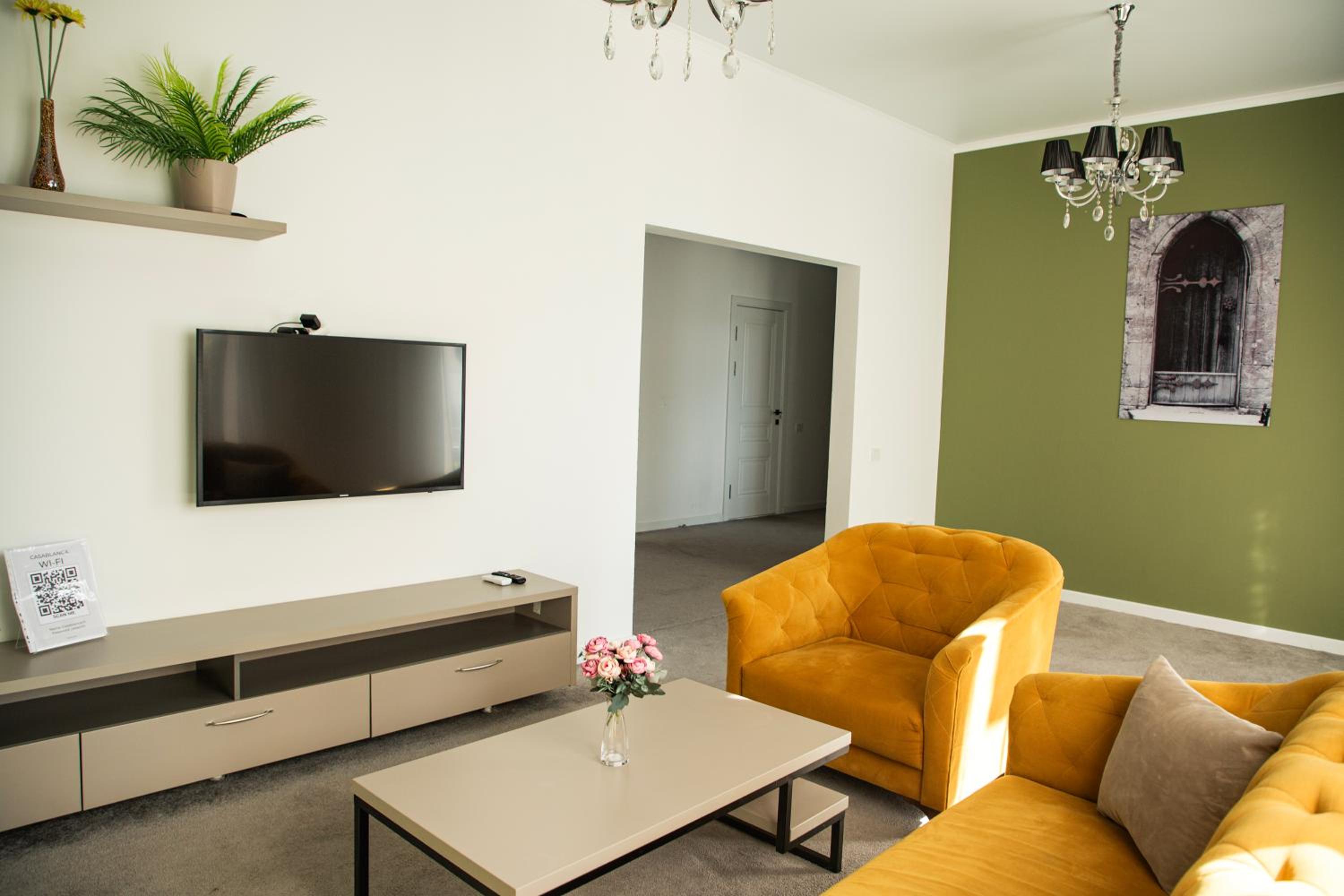 Two-Bedroom Suite - Photo 10