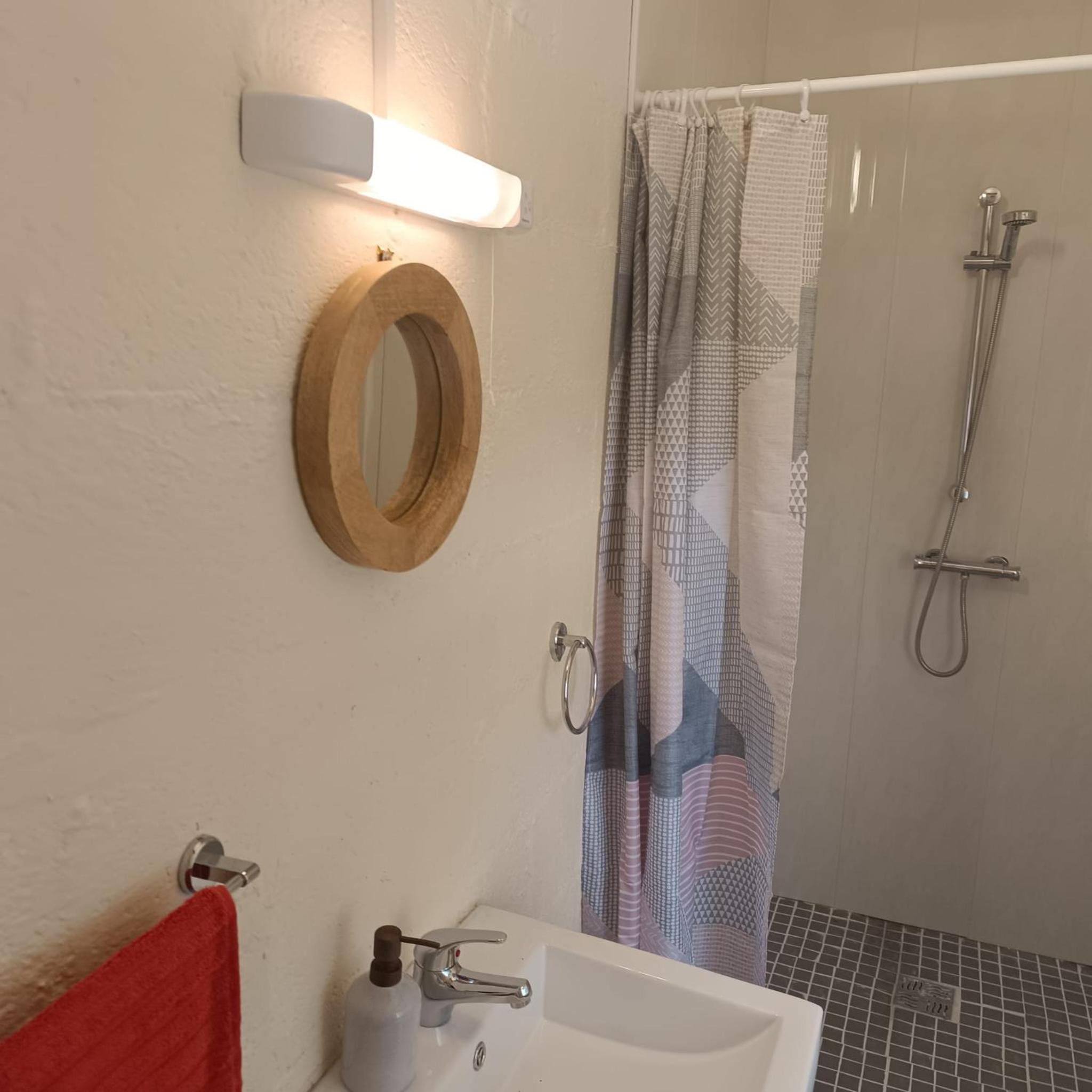 Two-Bedroom Apartment photo 3