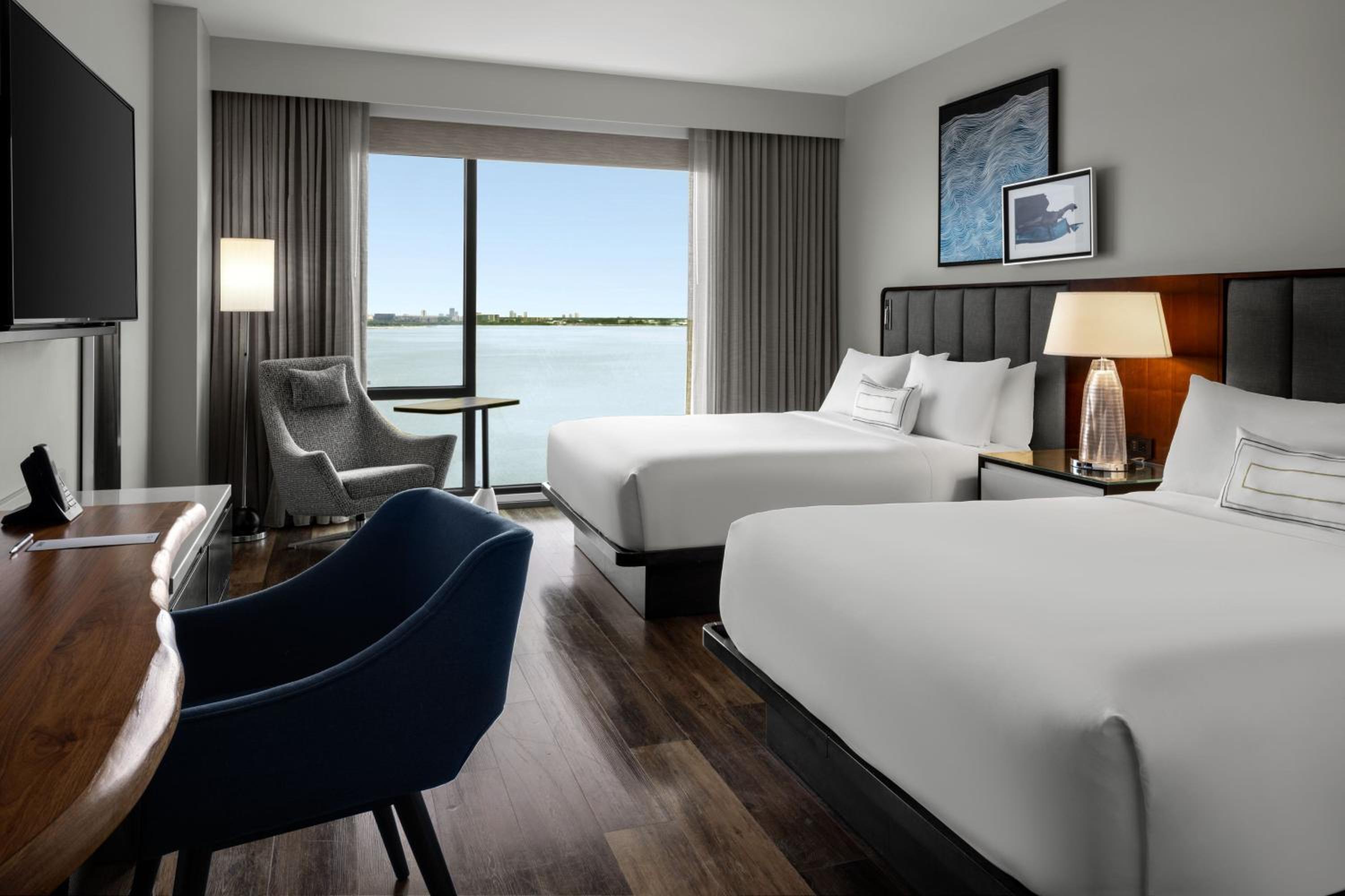 Guest Room, 2 Queen, Bay View photo 2