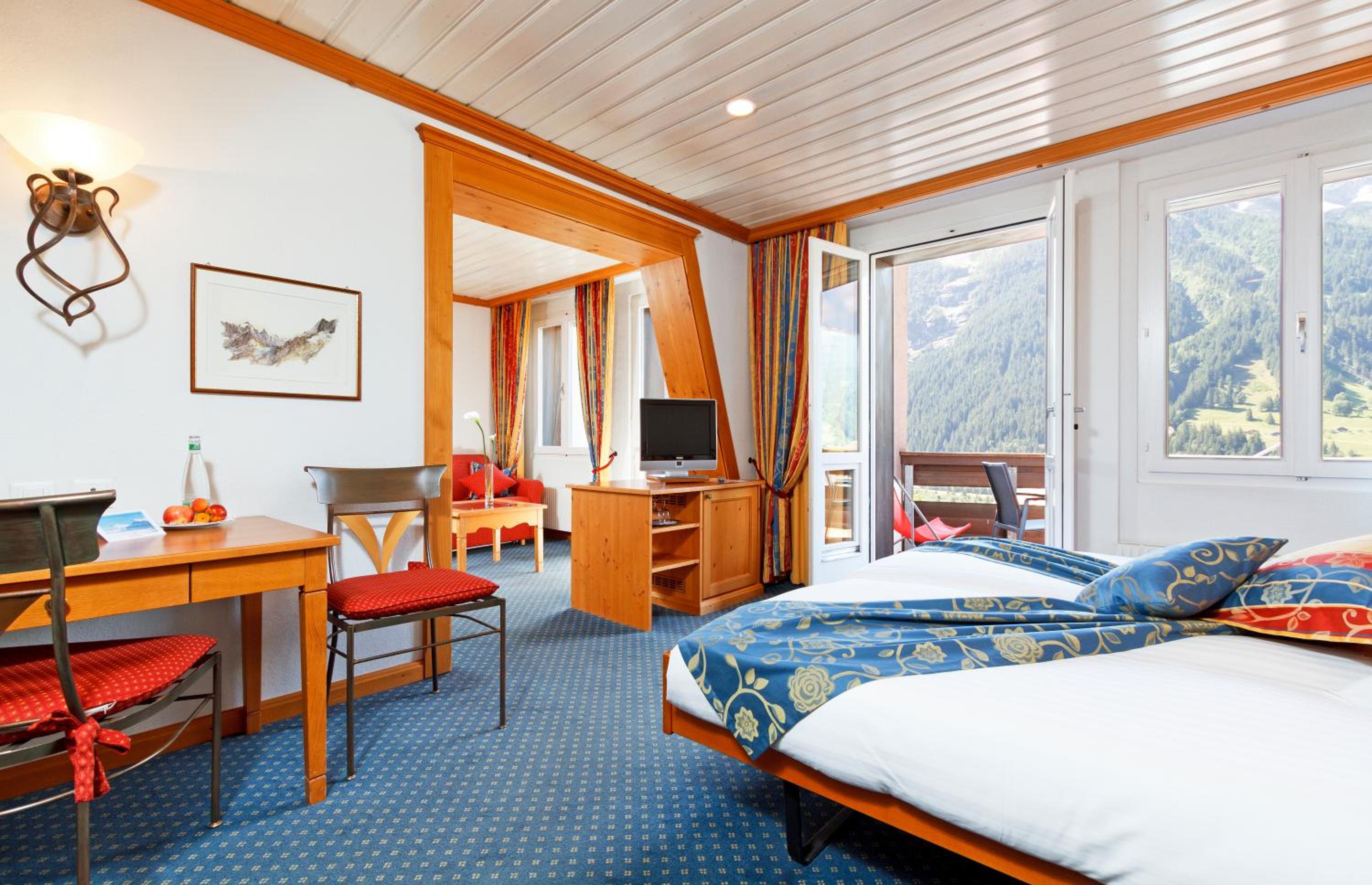 Double Room Comfort Plus with Sitting Corner and Balcony