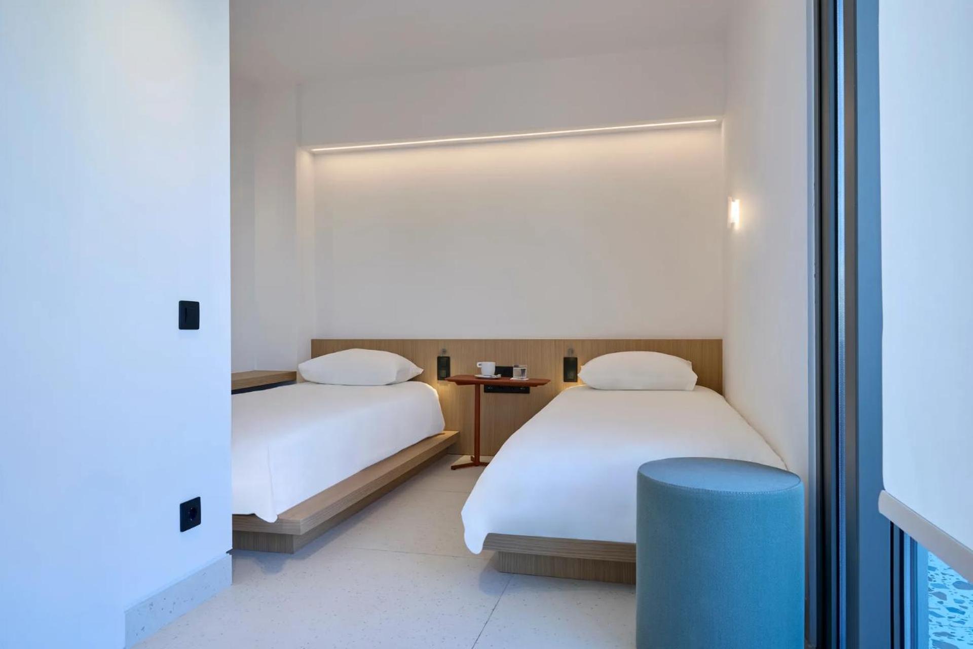 Twin Room - Photo 1