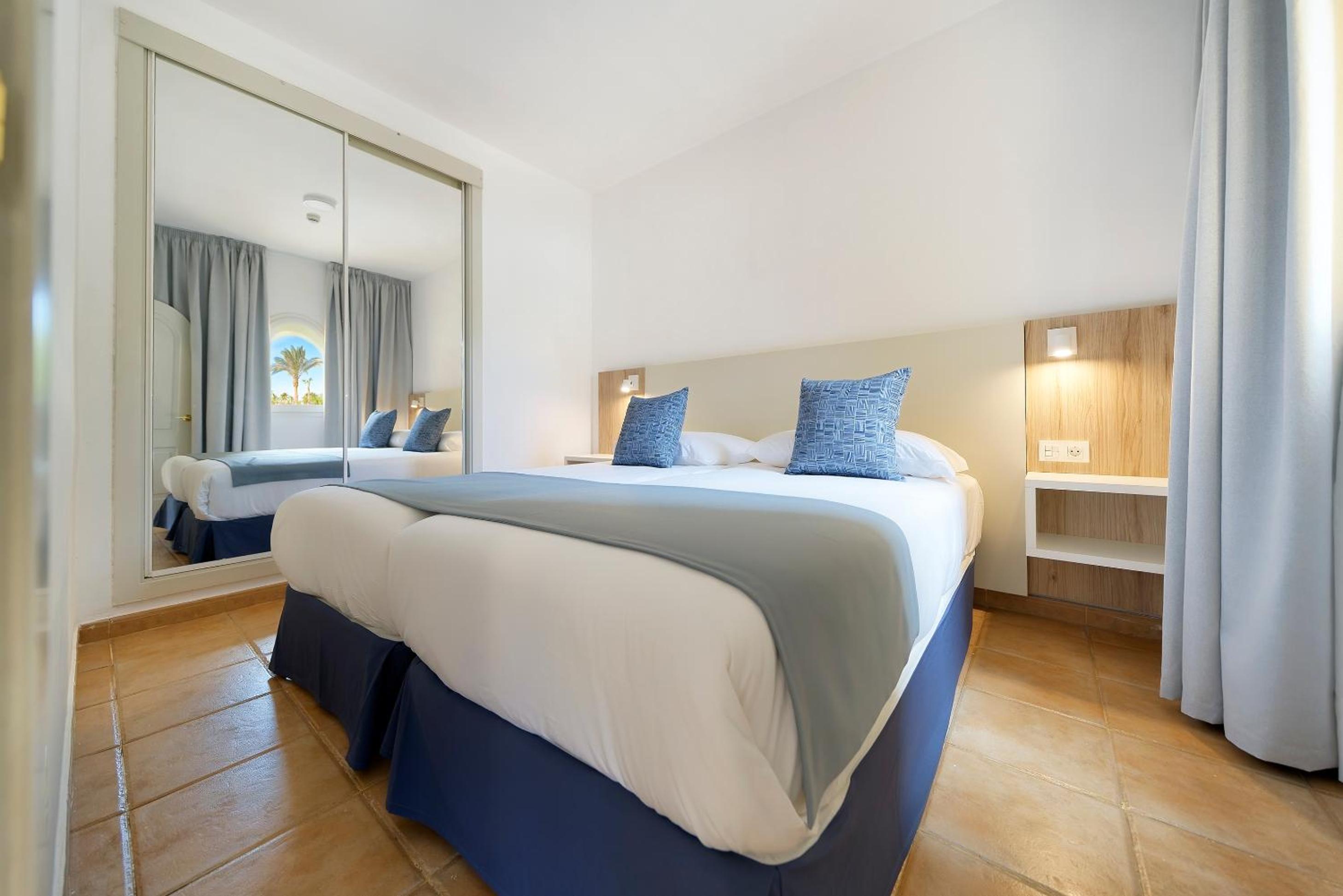 Apartamento Premium de Dos Habitaciones con Balcón o Terraza Amplia