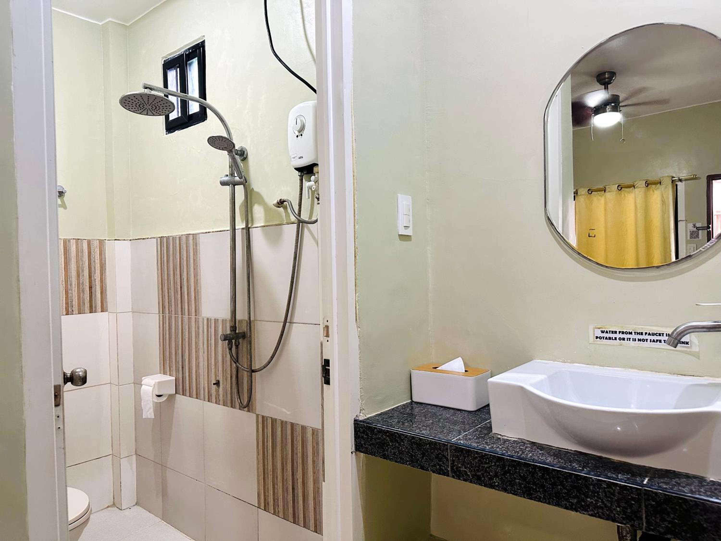 Superior Double or Twin Room - Photo 3
