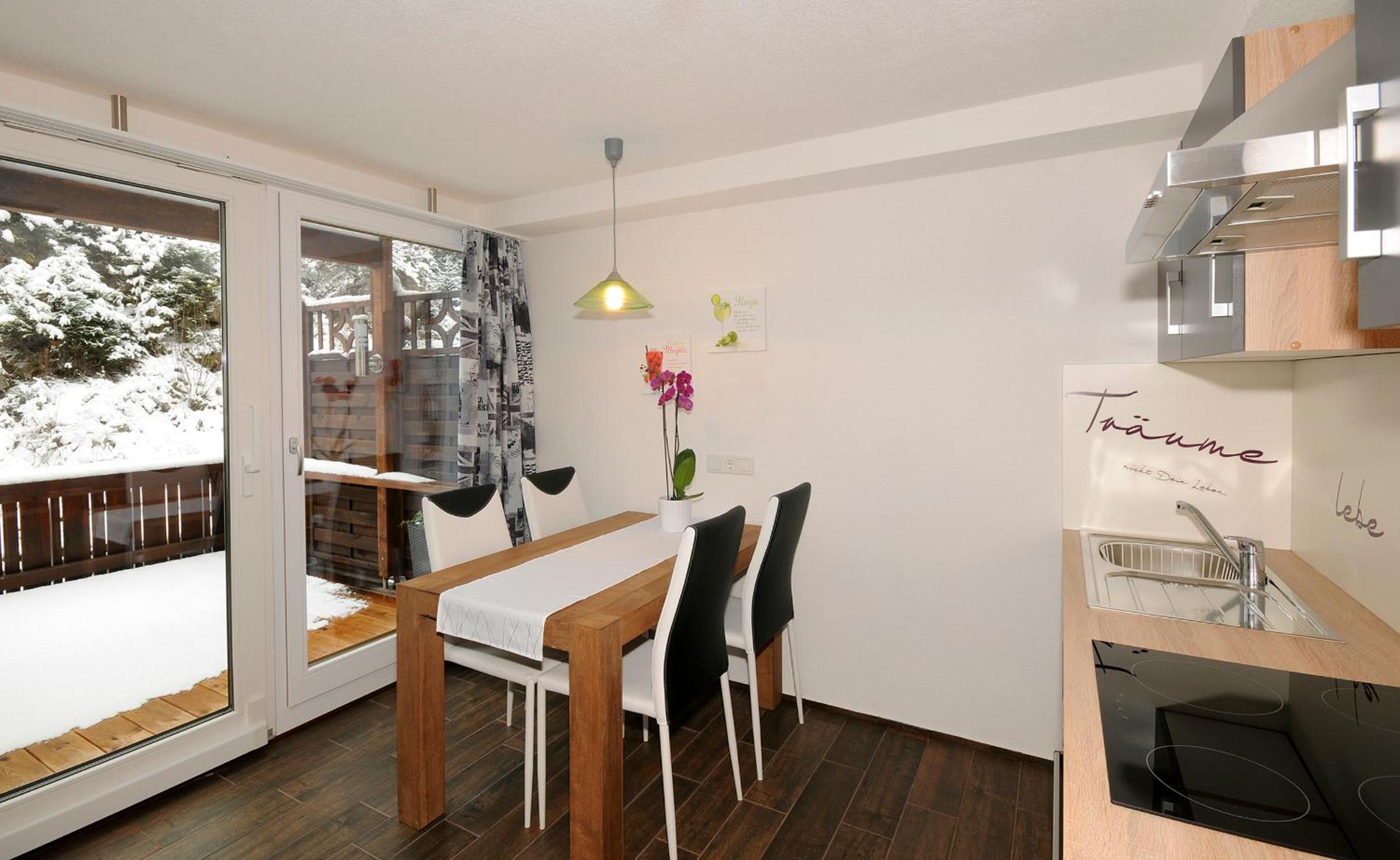 Apartment with Terrace photo 2