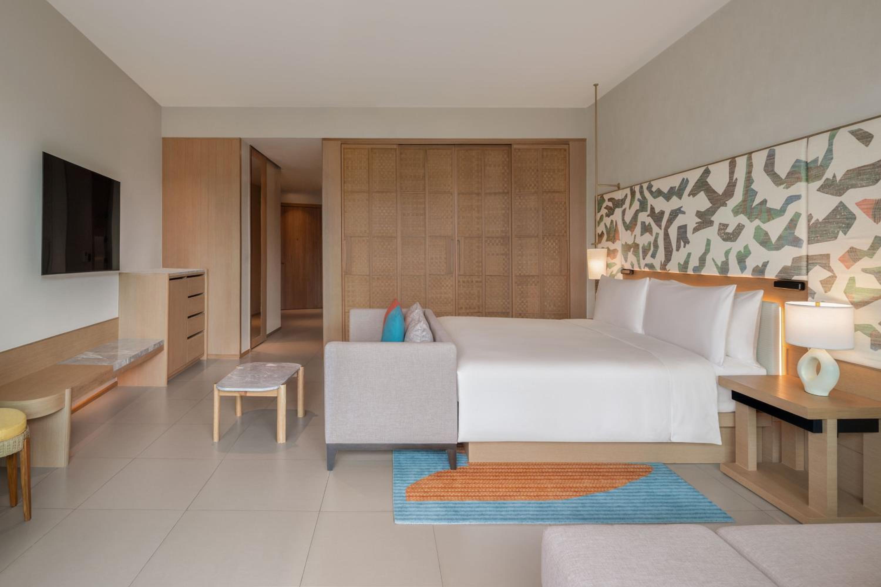 Family Suite with Bunk Bed and Garden View - Photo 3