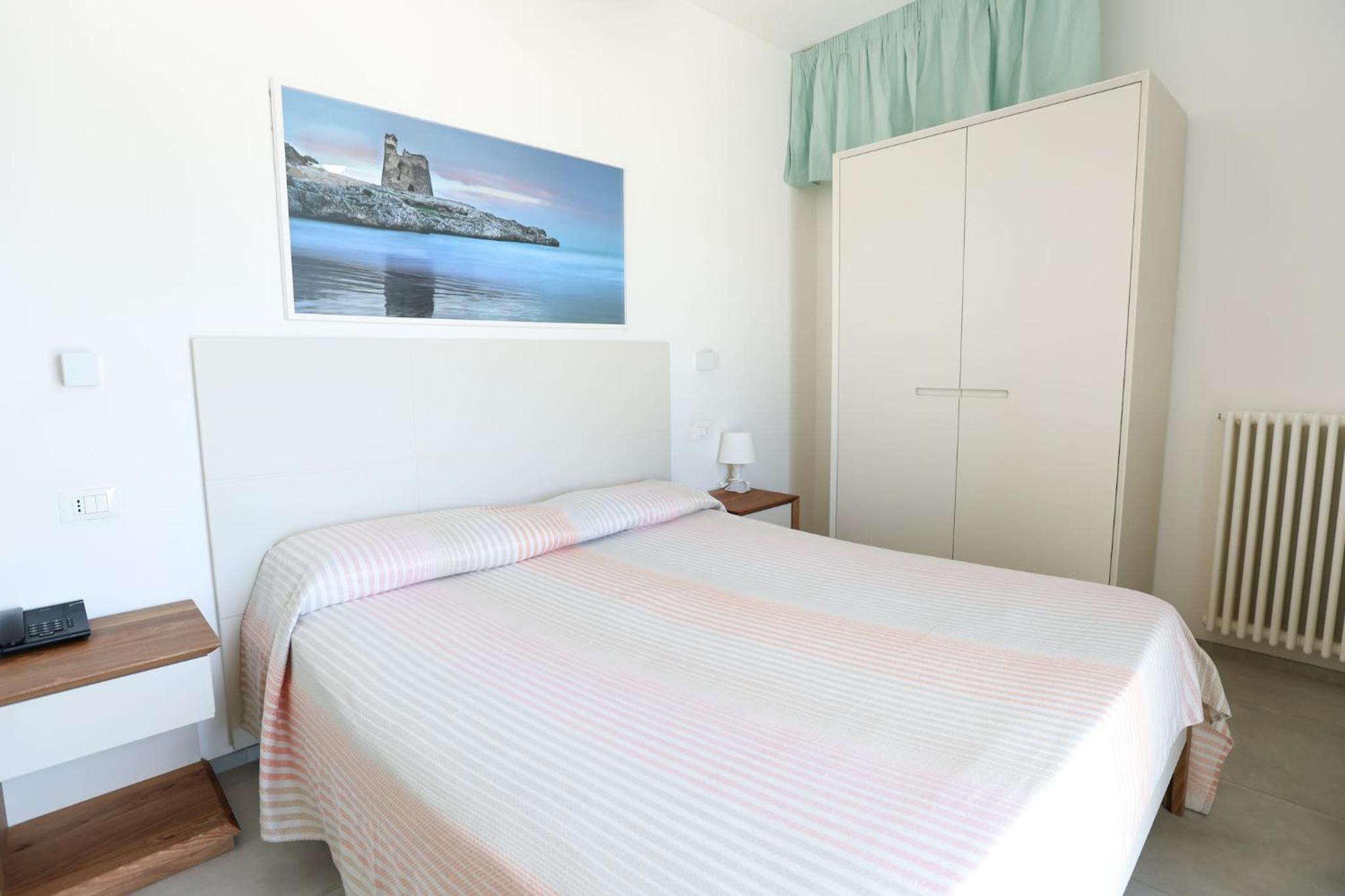 Double Room with Spa Bath - Photo 5