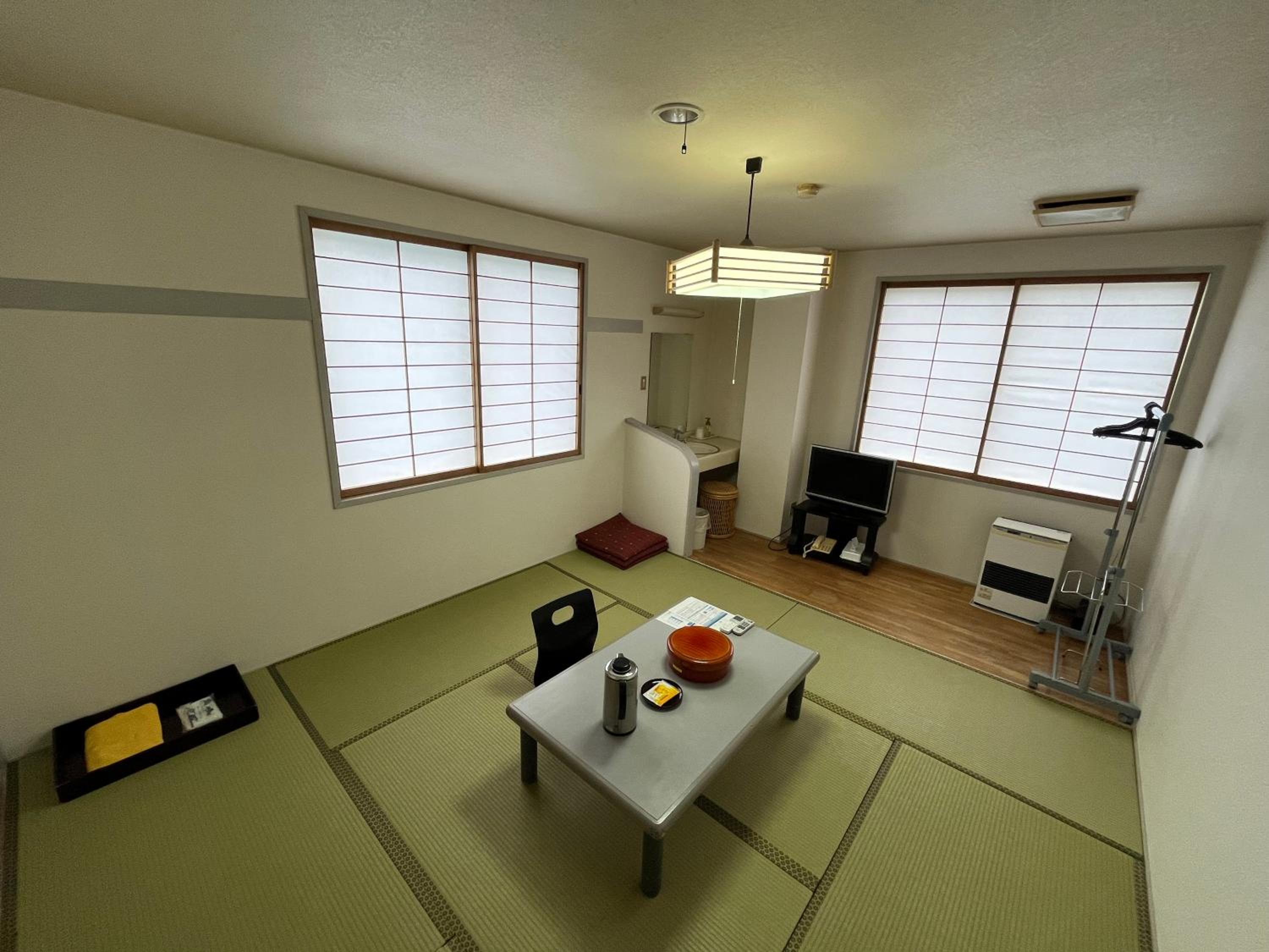 Japanese-Style Quadruple Room - Photo 2