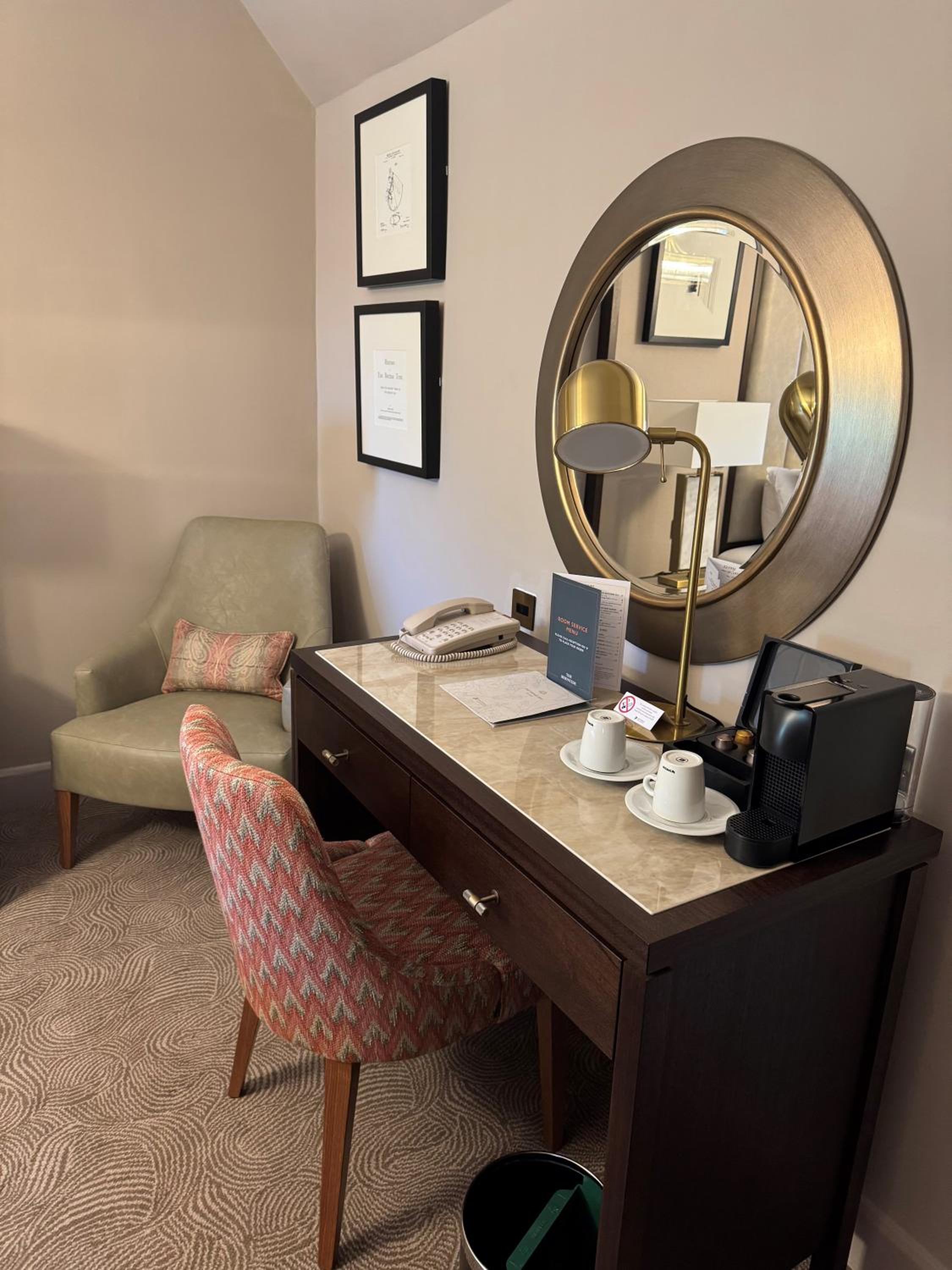 Superior Suite - Photo 4