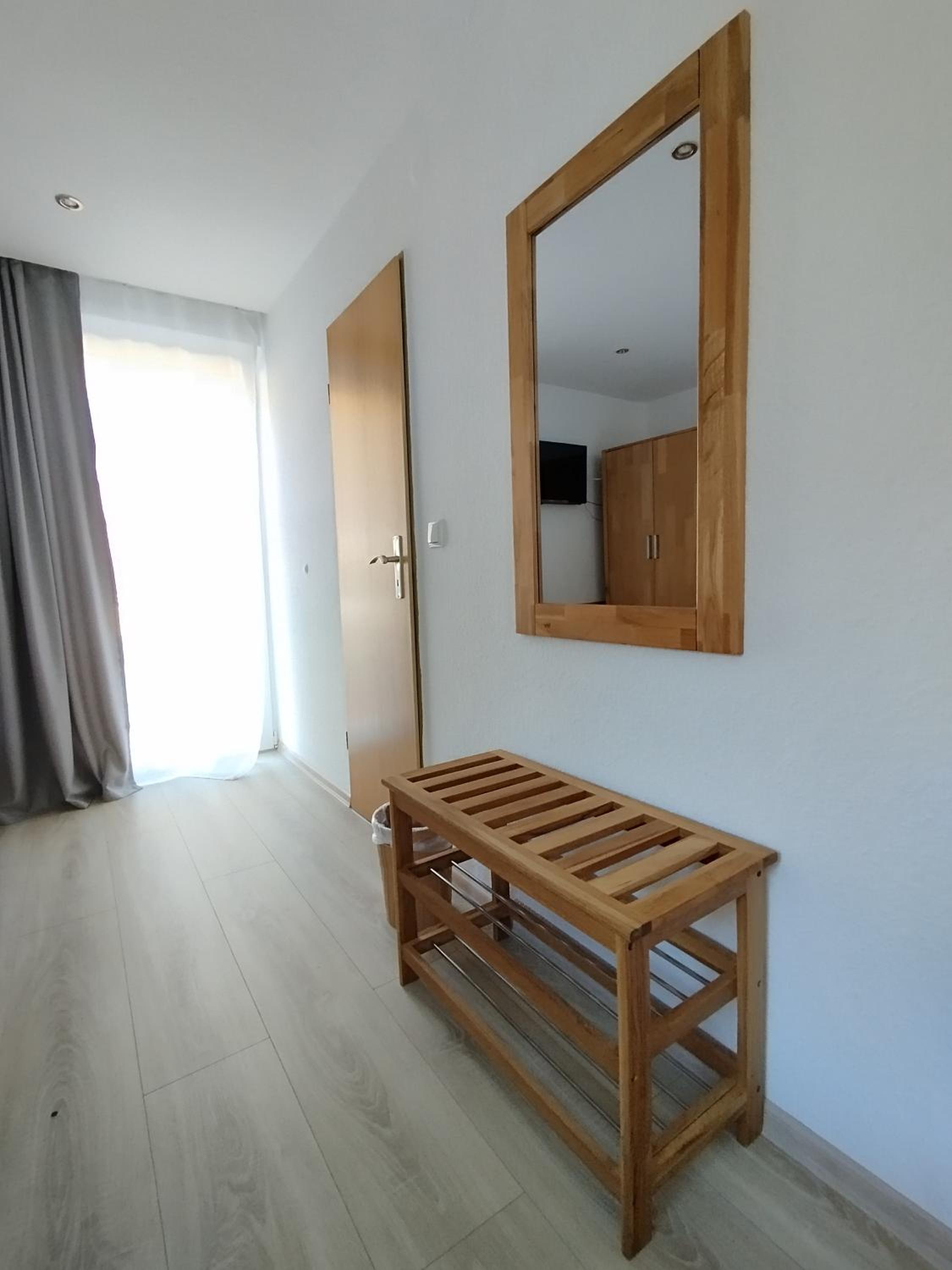 Standard Single Room with Mountain View photo 3