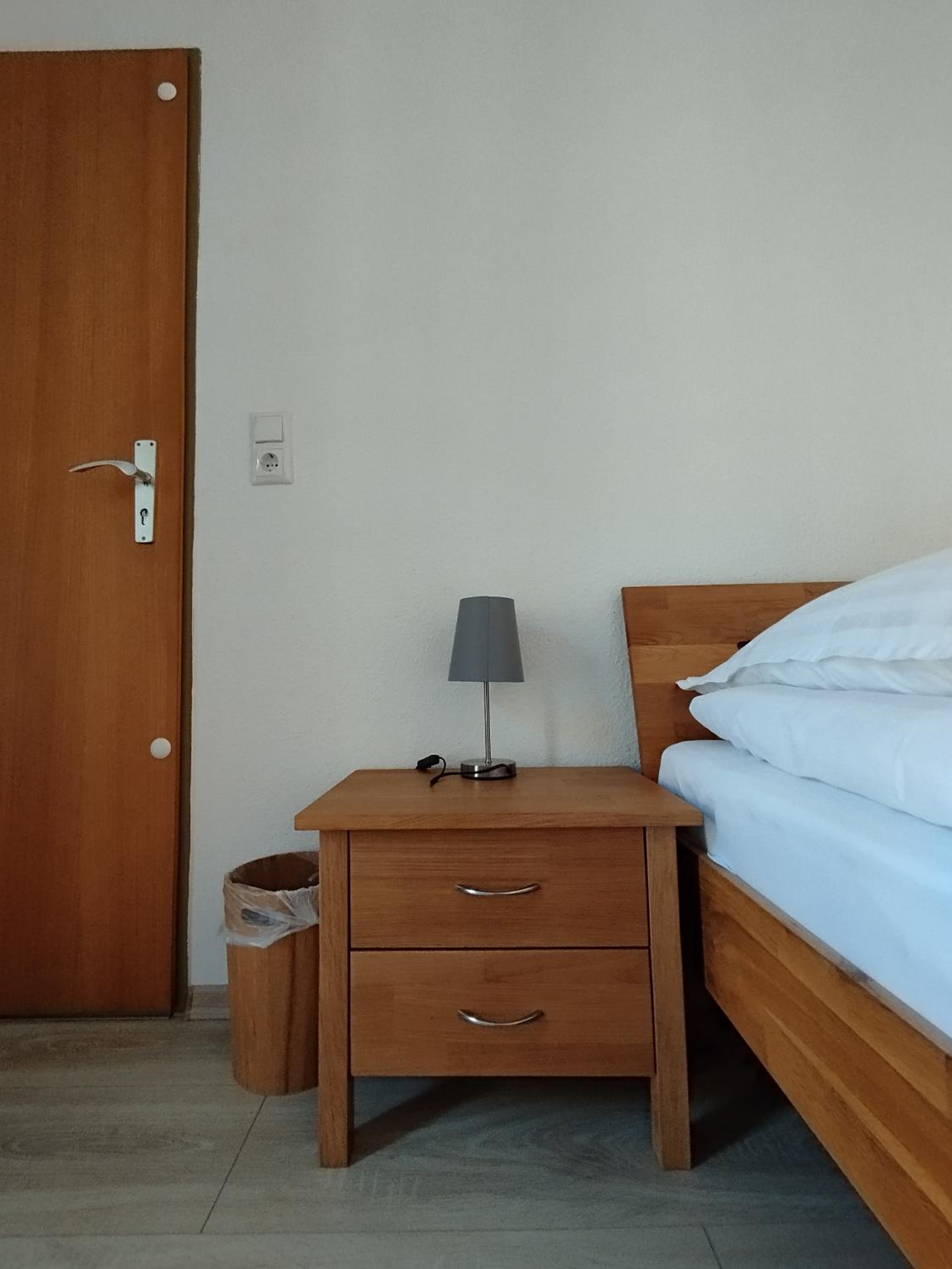 Budget Single Room photo 2