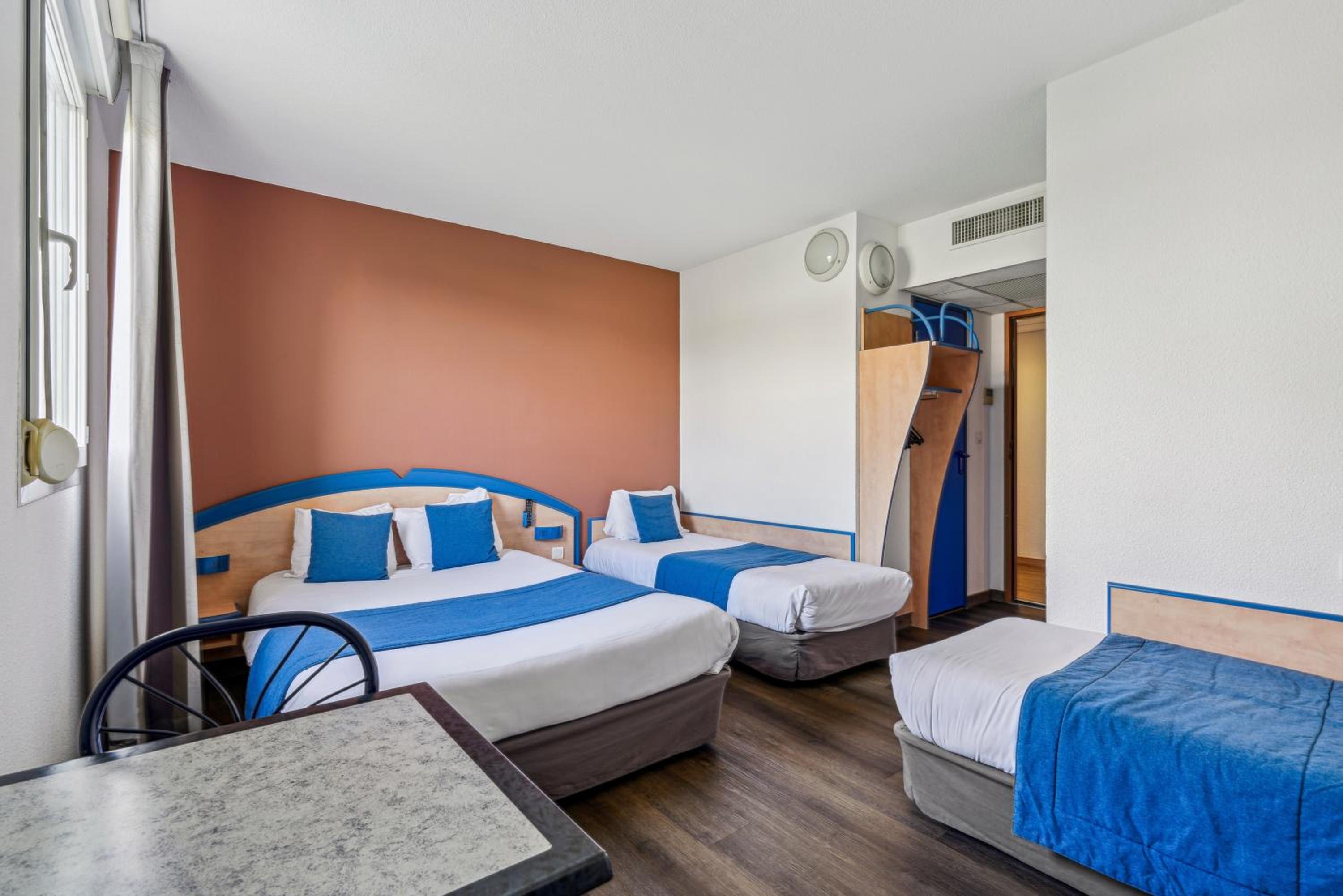 Quadruple Room photo 2