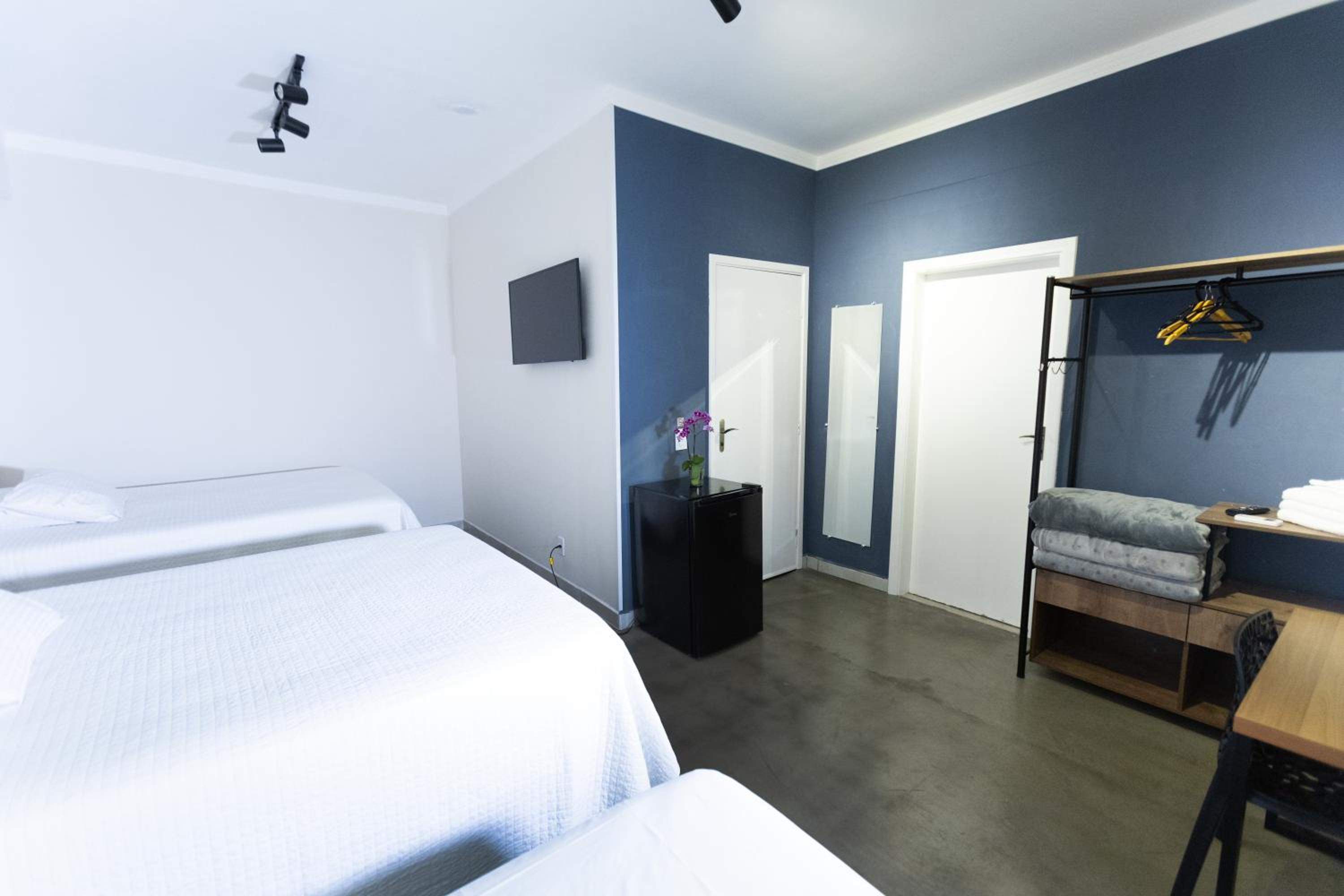 Deluxe Family Suite