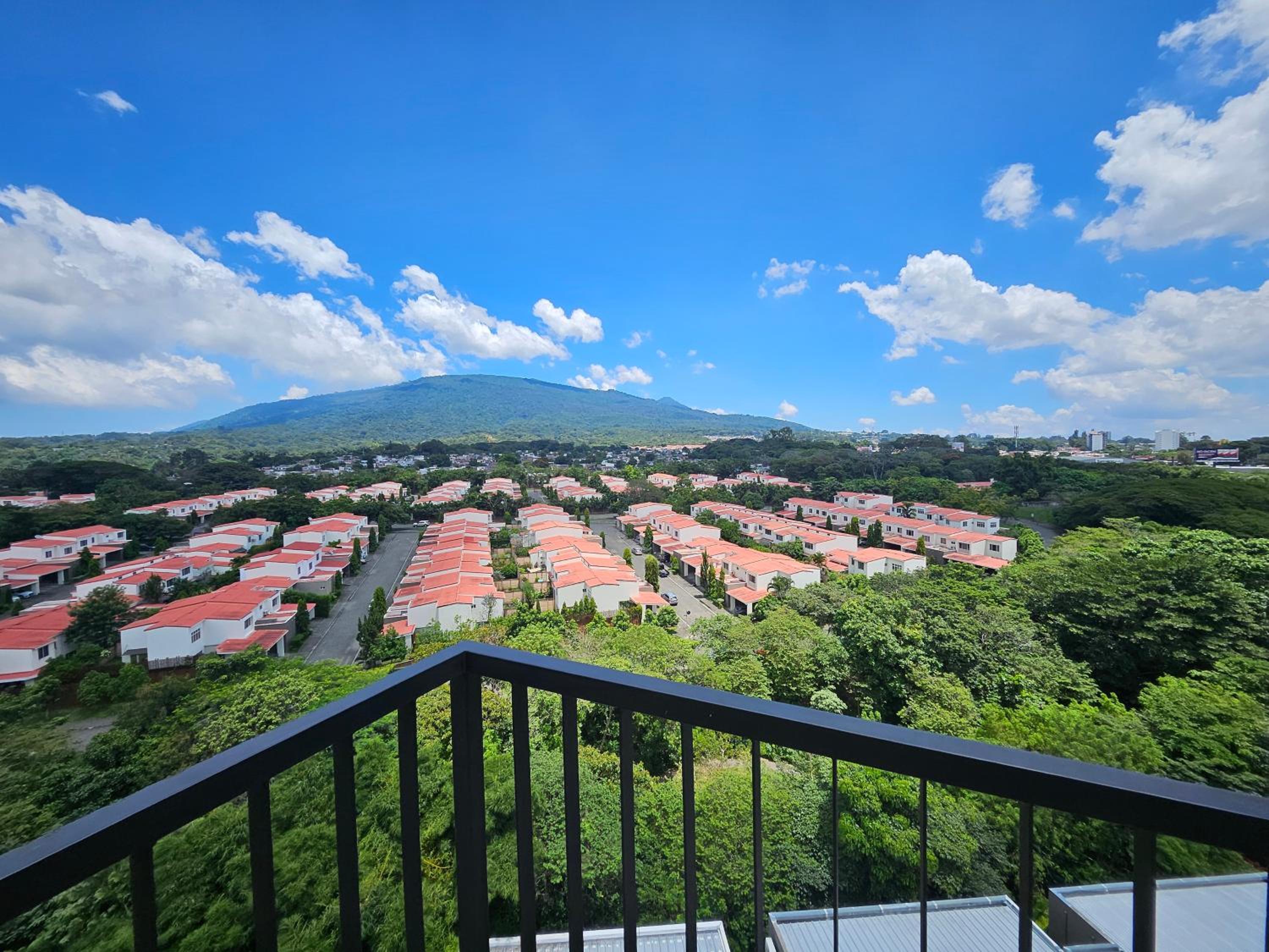 Two-Bedroom Apartment With Balcony photo 3