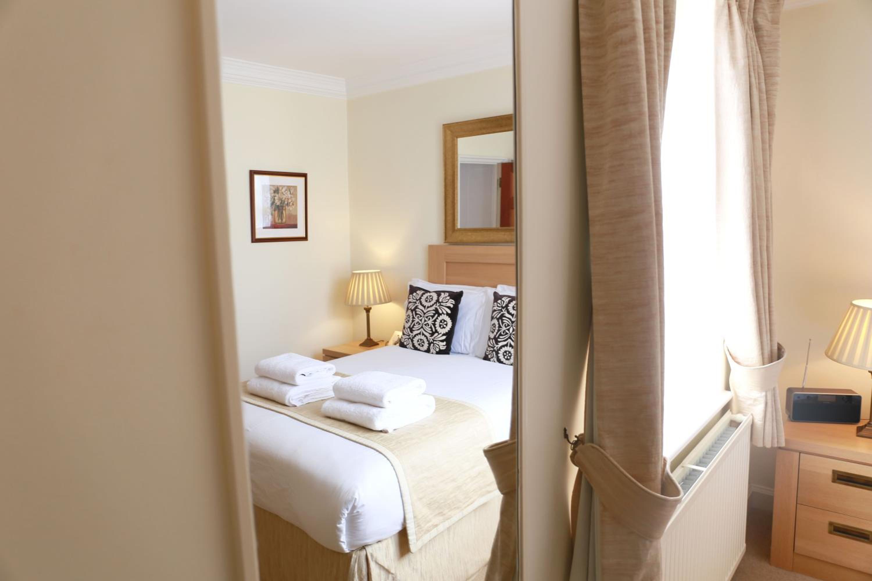 Standard Double Room photo 2
