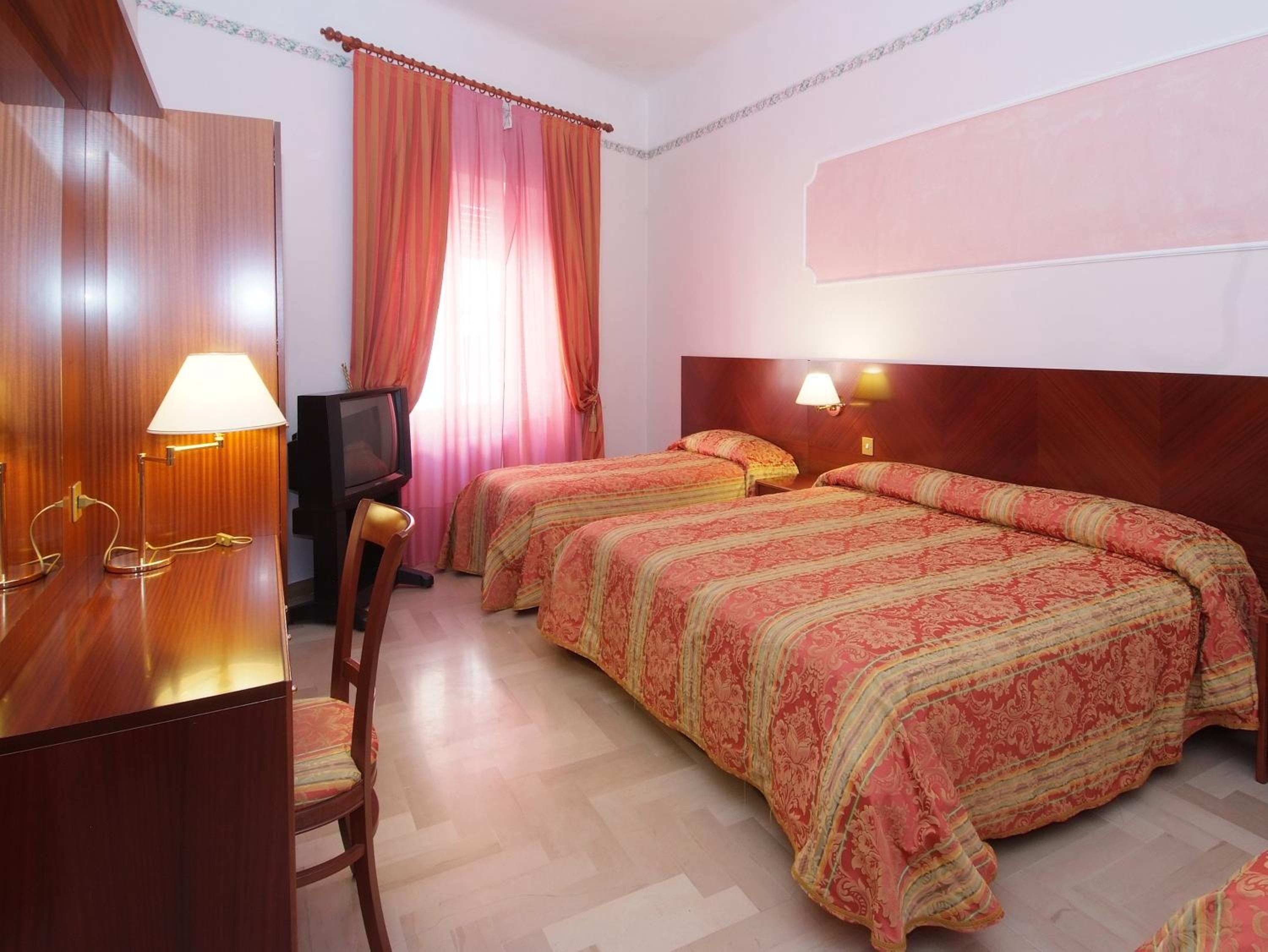 Triple Room photo 1