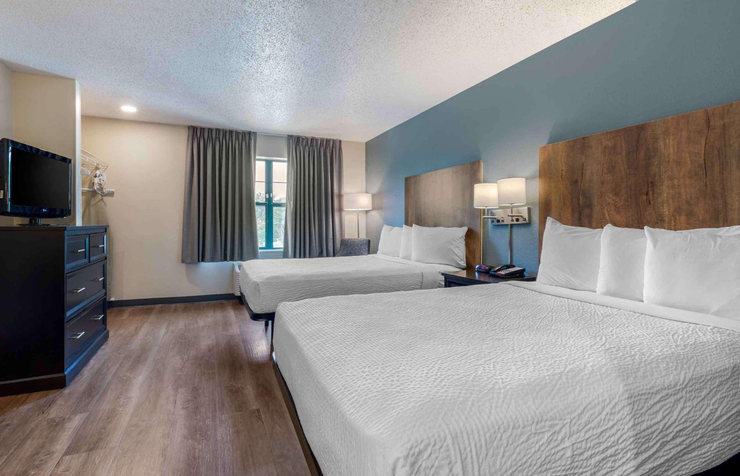 Double Studio with Two Double Beds - Non-Smoking