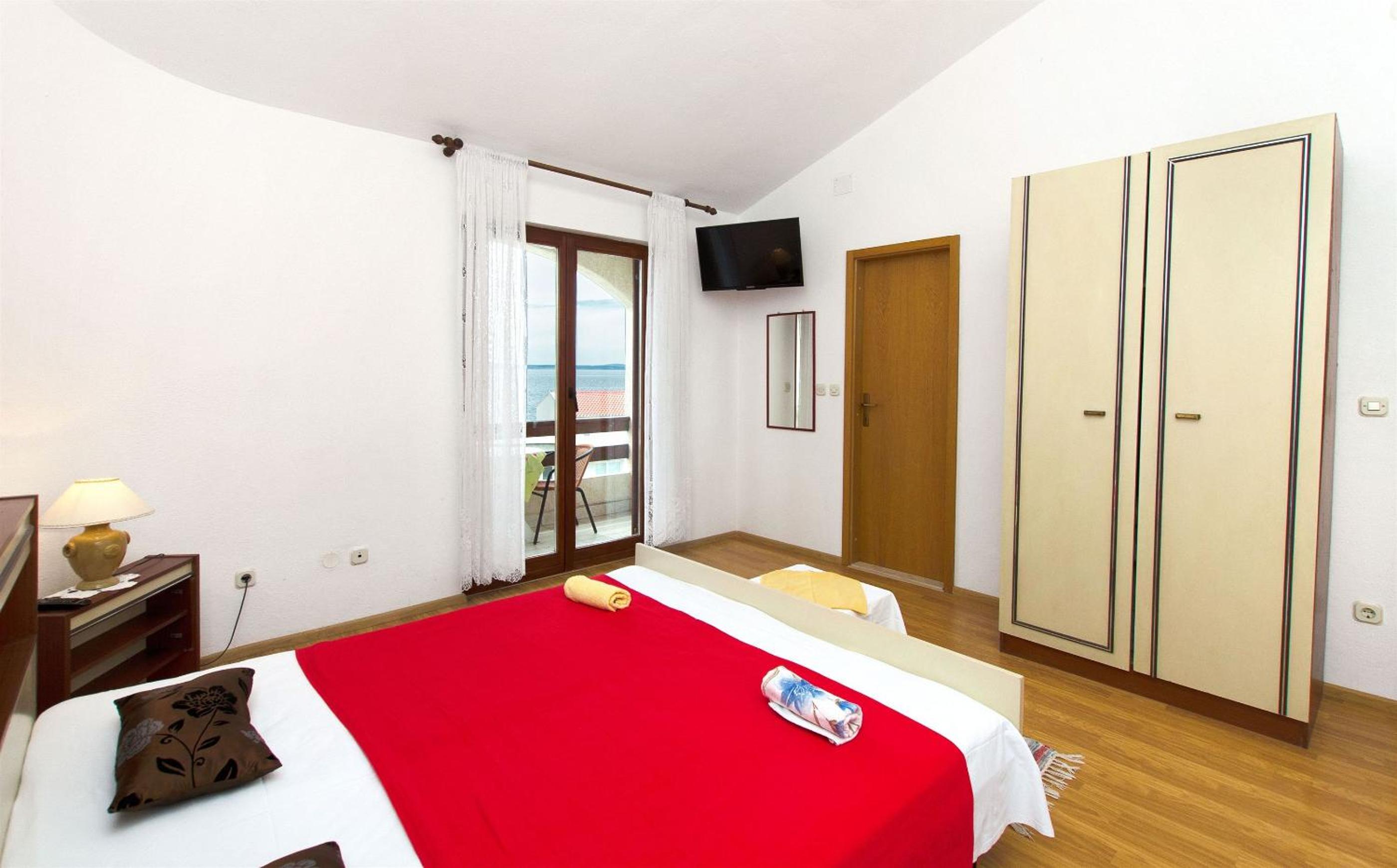 One-Bedroom apartment Standard photo 1