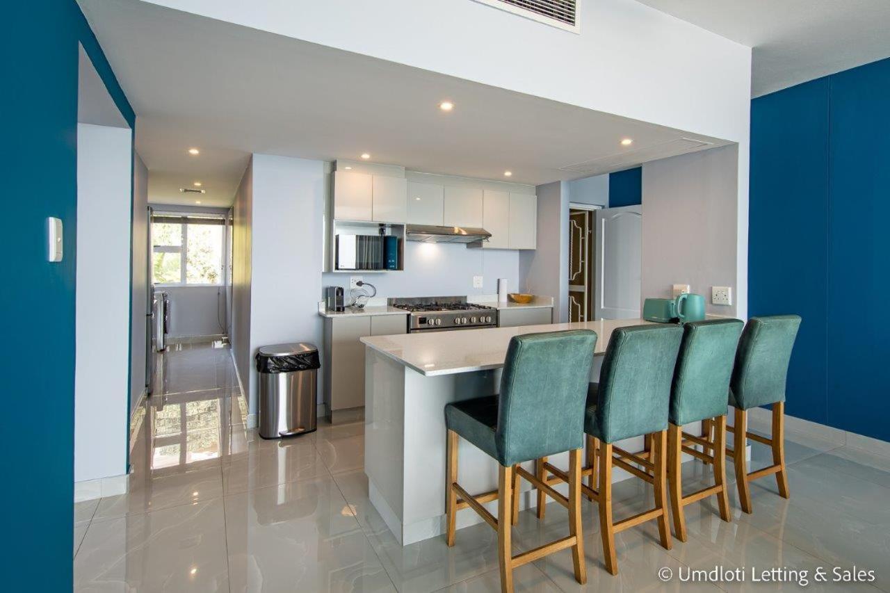 Three-Bedroom Apartment with Ocean View photo 2