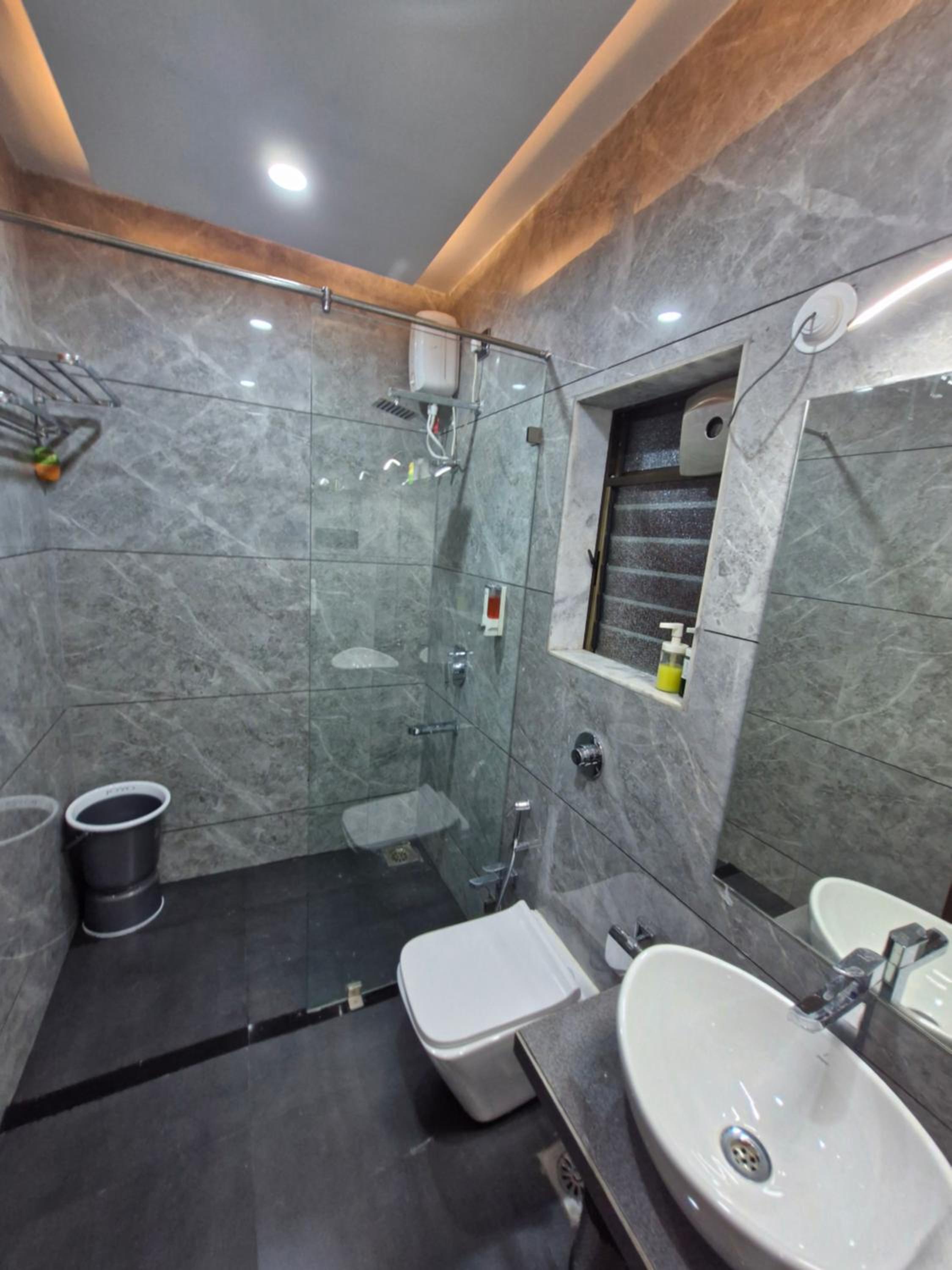 Deluxe Family Room - Photo 14