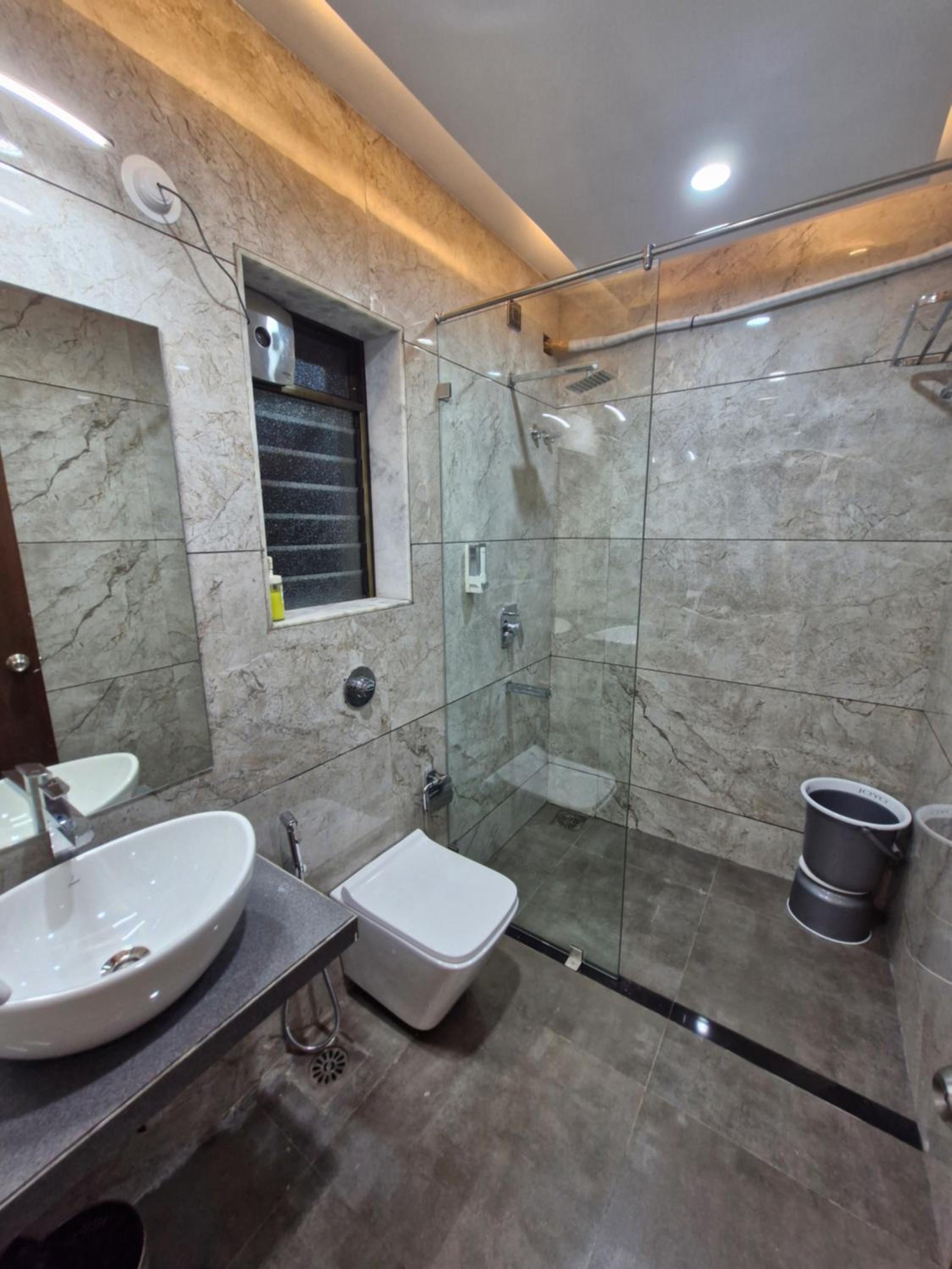 Deluxe Family Room - Photo 18