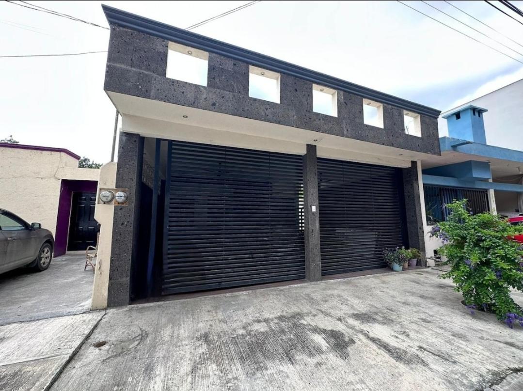 Two-Bedroom House photo 2