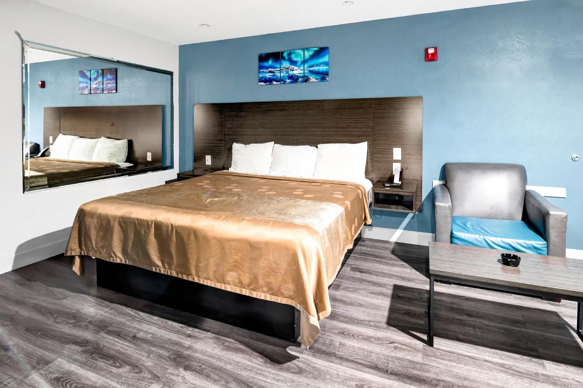 King Room
