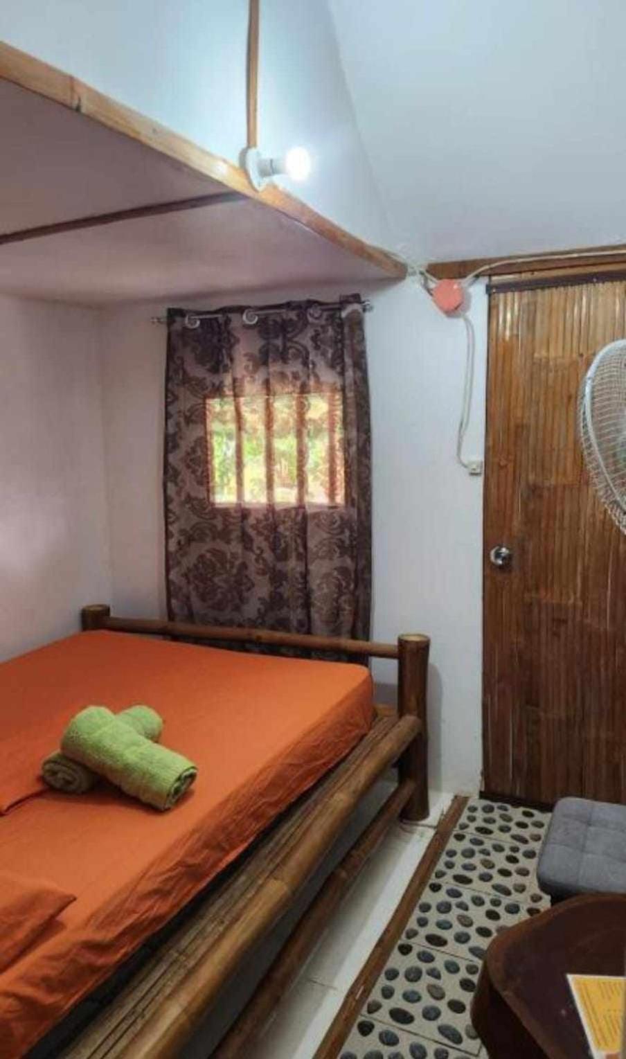 Double Room with Private Bathroom photo 1