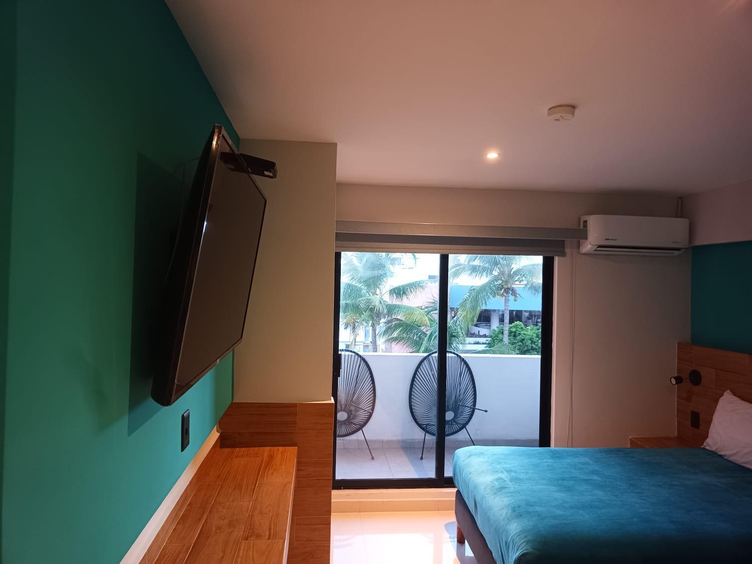 Deluxe Double Room - Photo 17