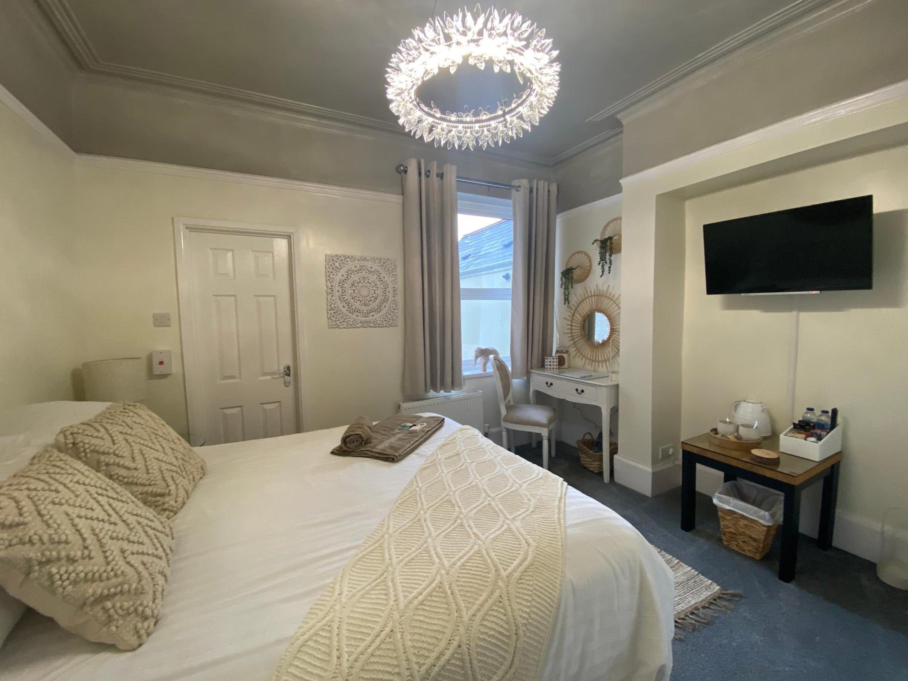 Deluxe King Room