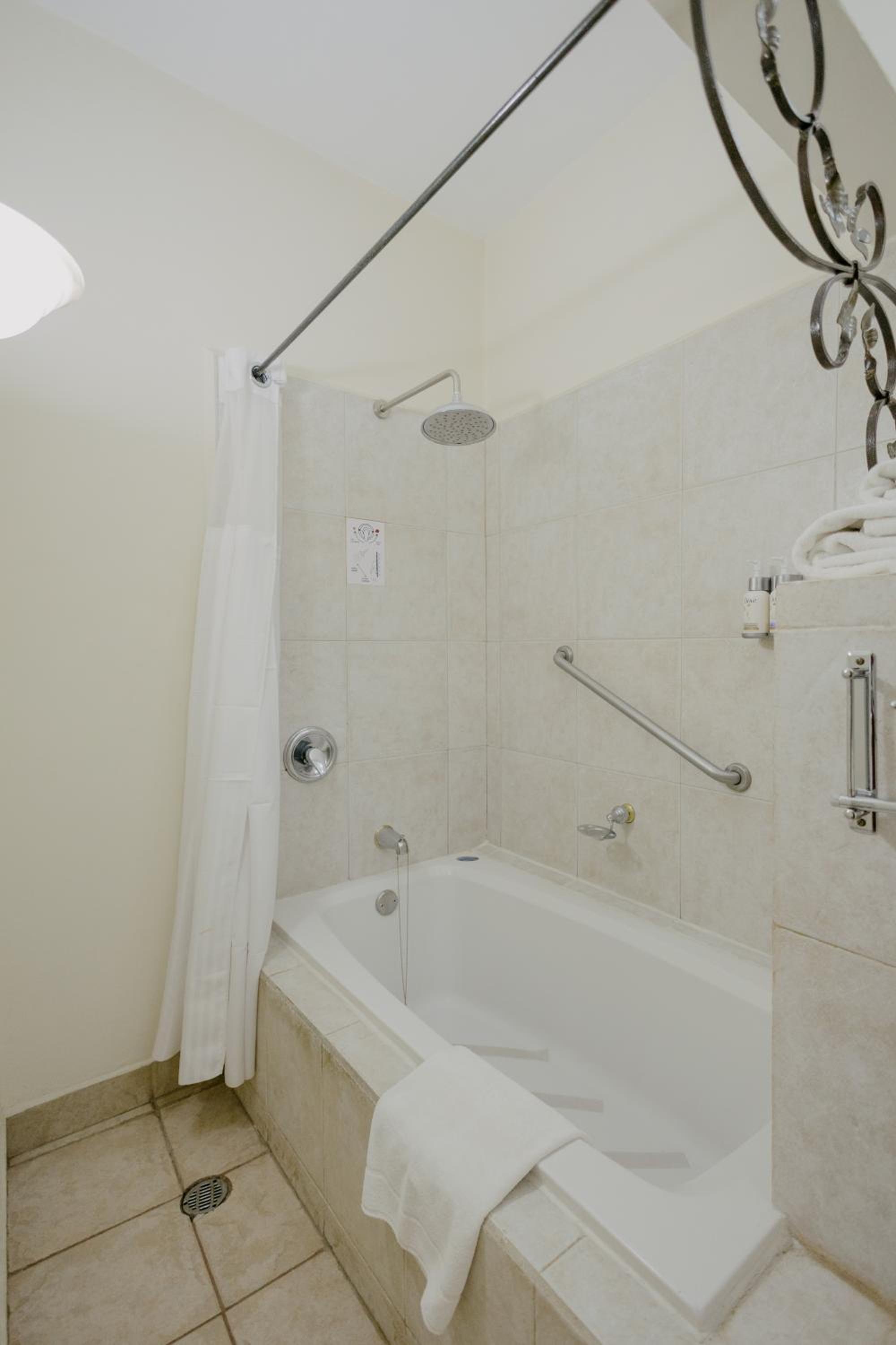 Junior Suite - Photo 5