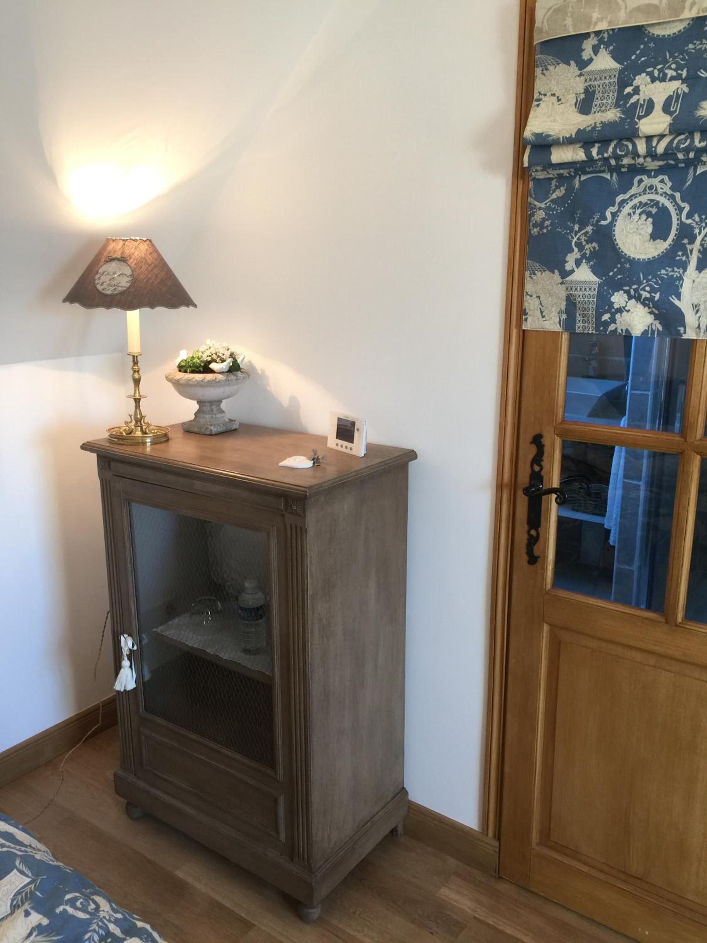 Double Room with Private External Bathroom - Photo 6