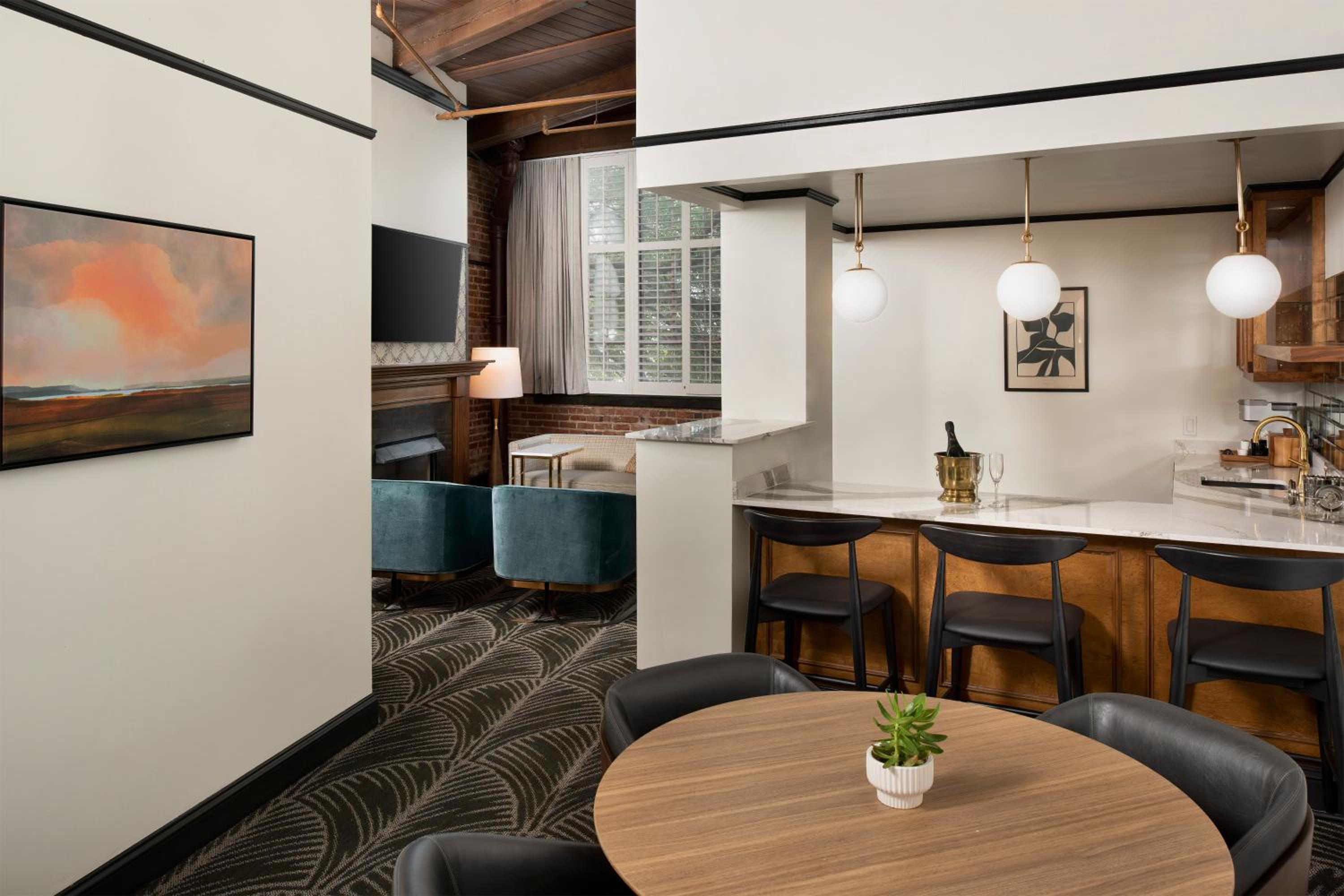 Superior Suite photo 1