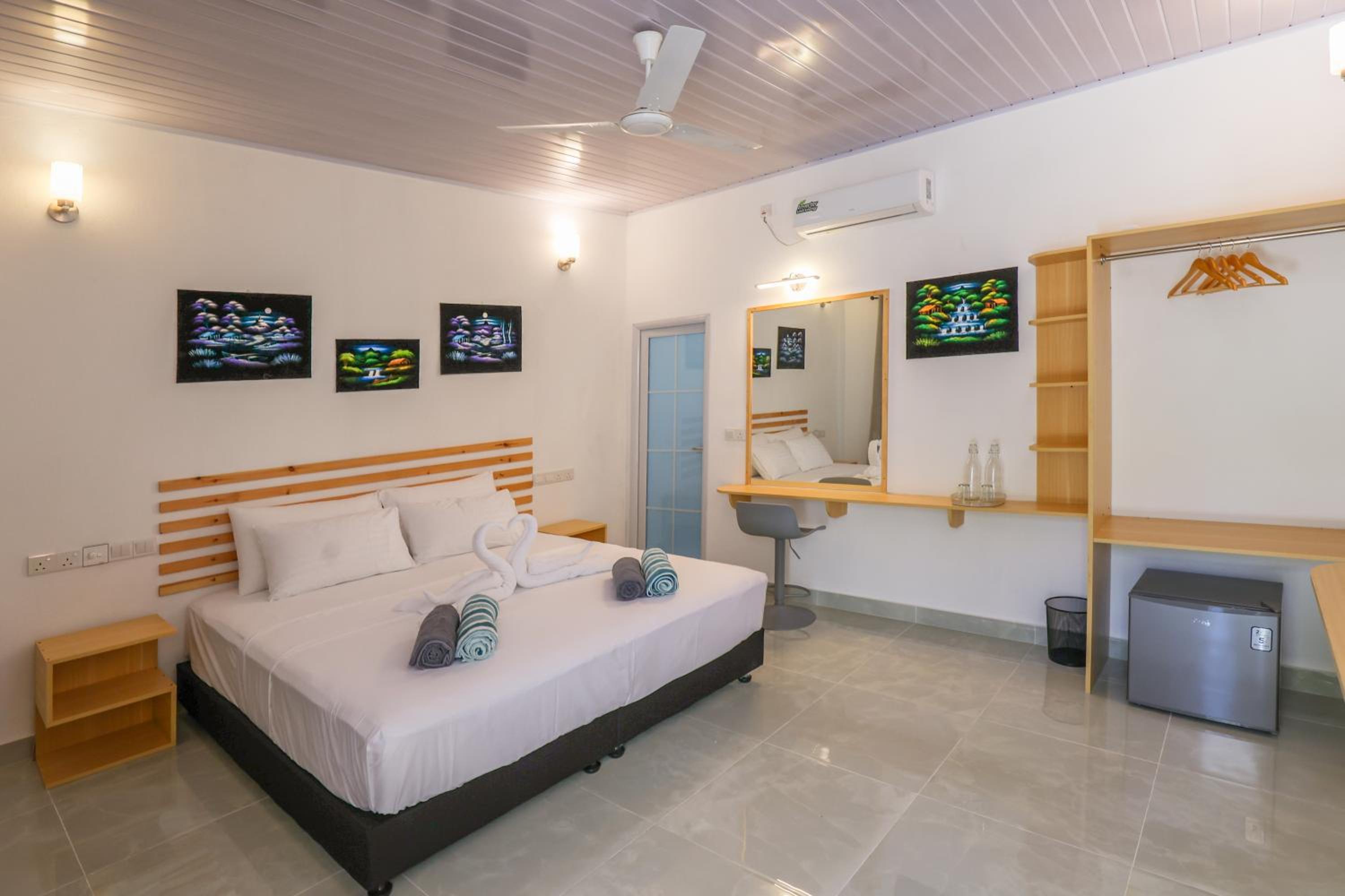 Deluxe Double Room photo 3