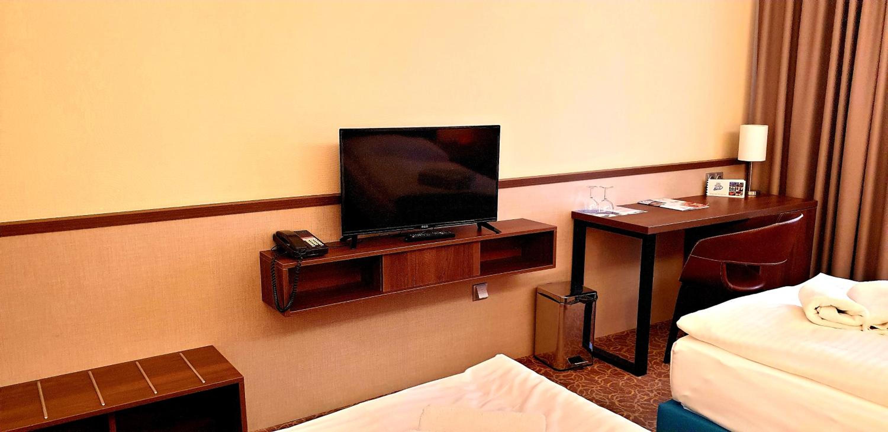Superior Double or Twin Room - Photo 7
