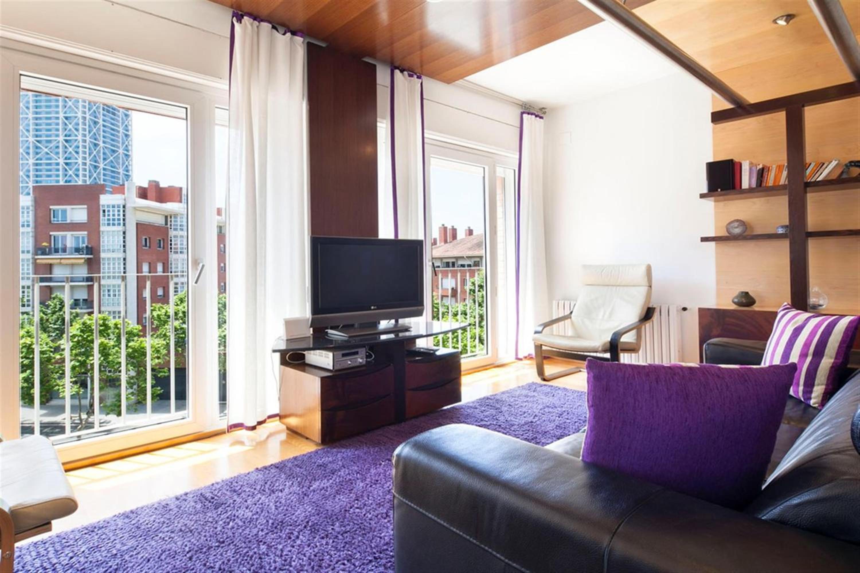Three-Bedroom Apartment photo 2