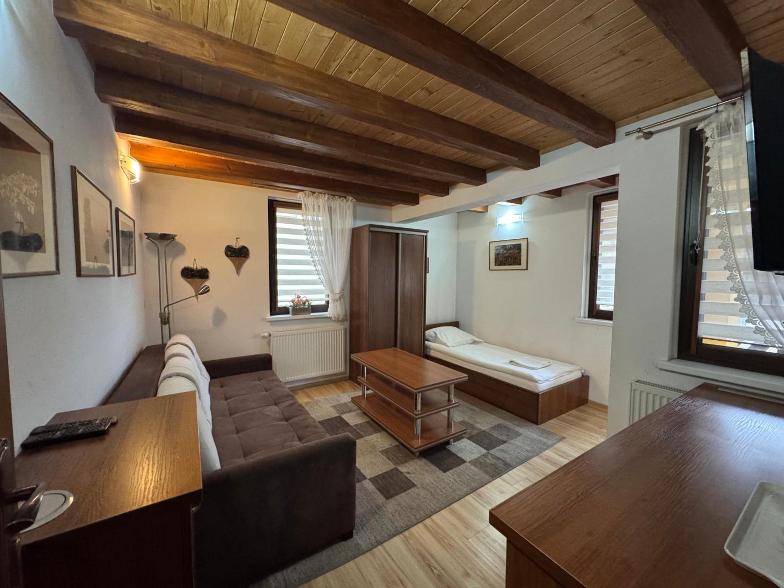 Apartment photo 1