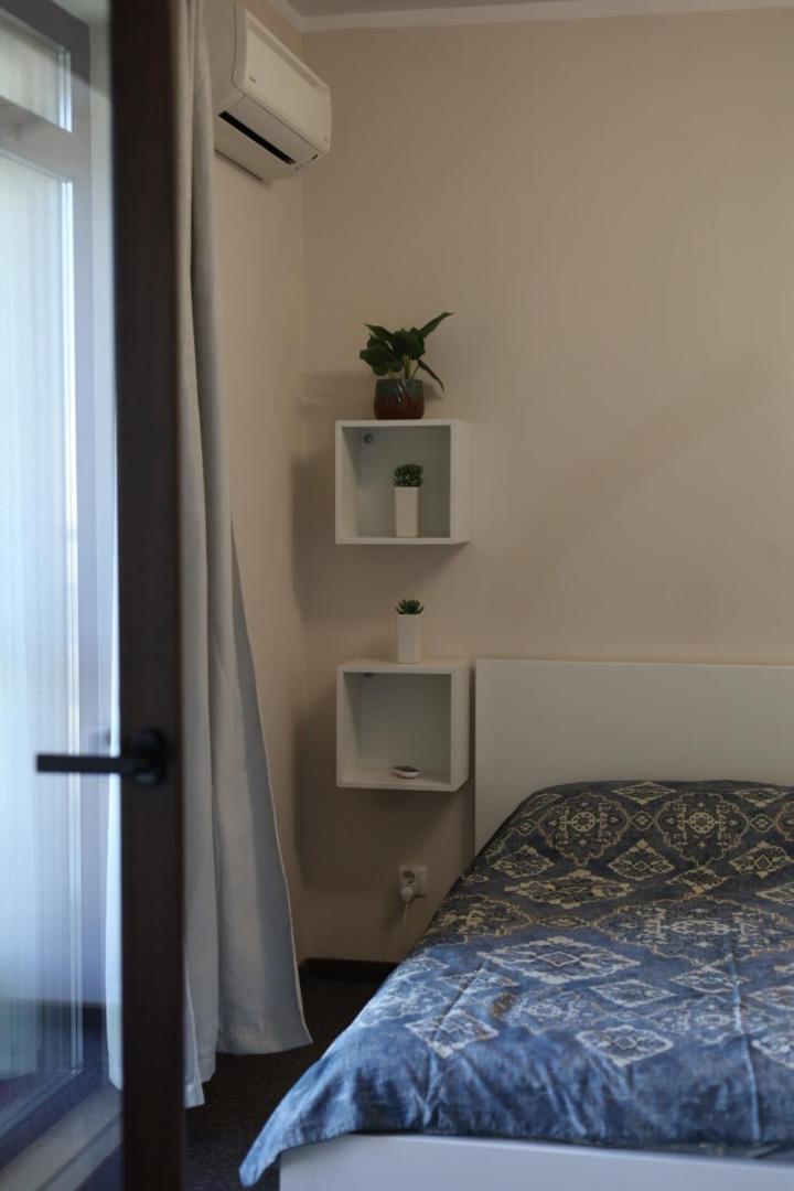 Studio with Balcony photo 1