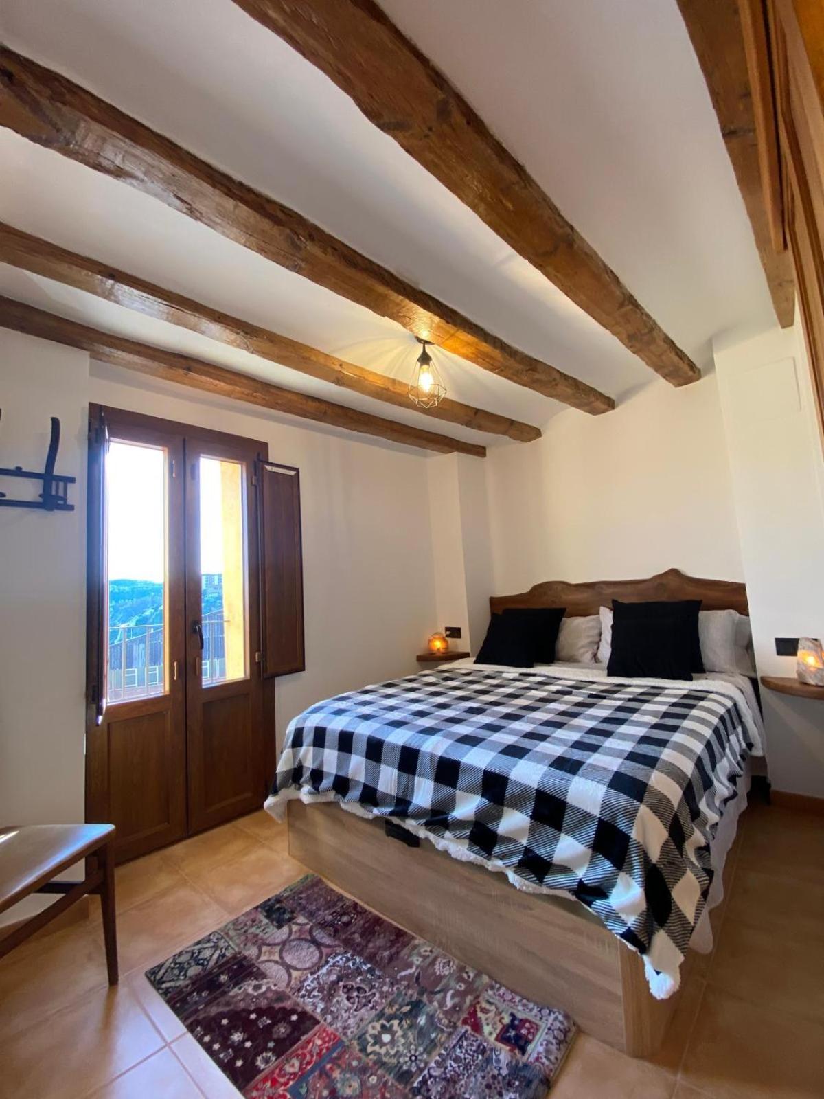 One-Bedroom Apartment with View