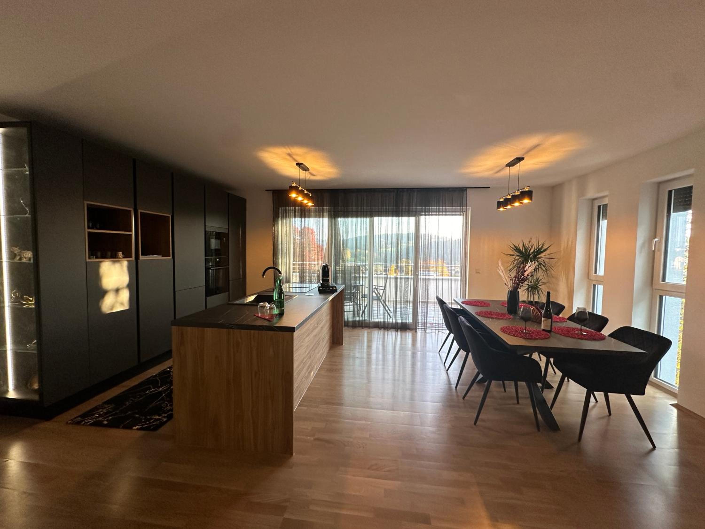 Three-Bedroom Villa photo 2