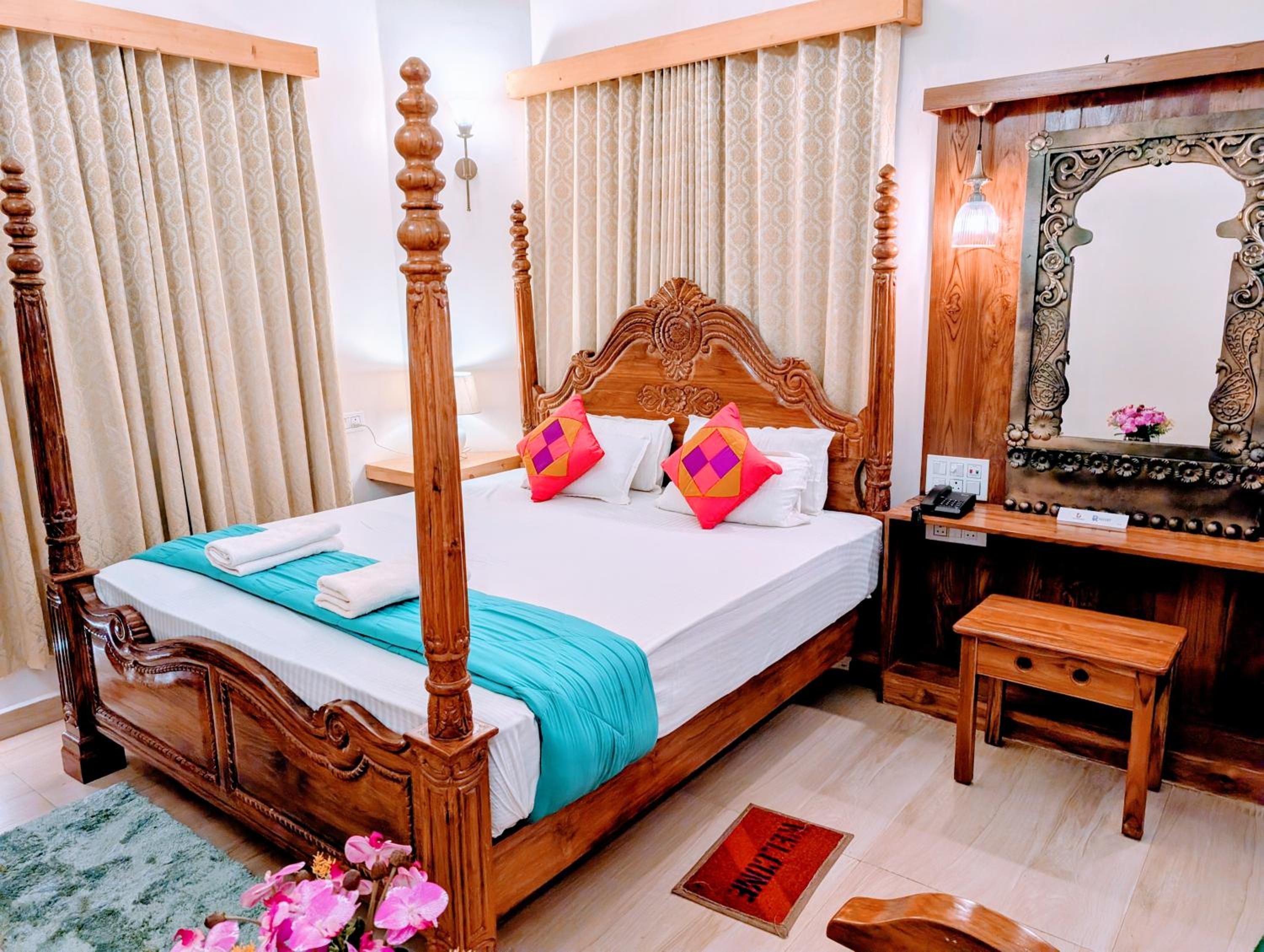 One-Bedroom Cottage  (10% off on Food & Beverage services & 10% off on Two-way Railway Station Transfer) - Photo 13