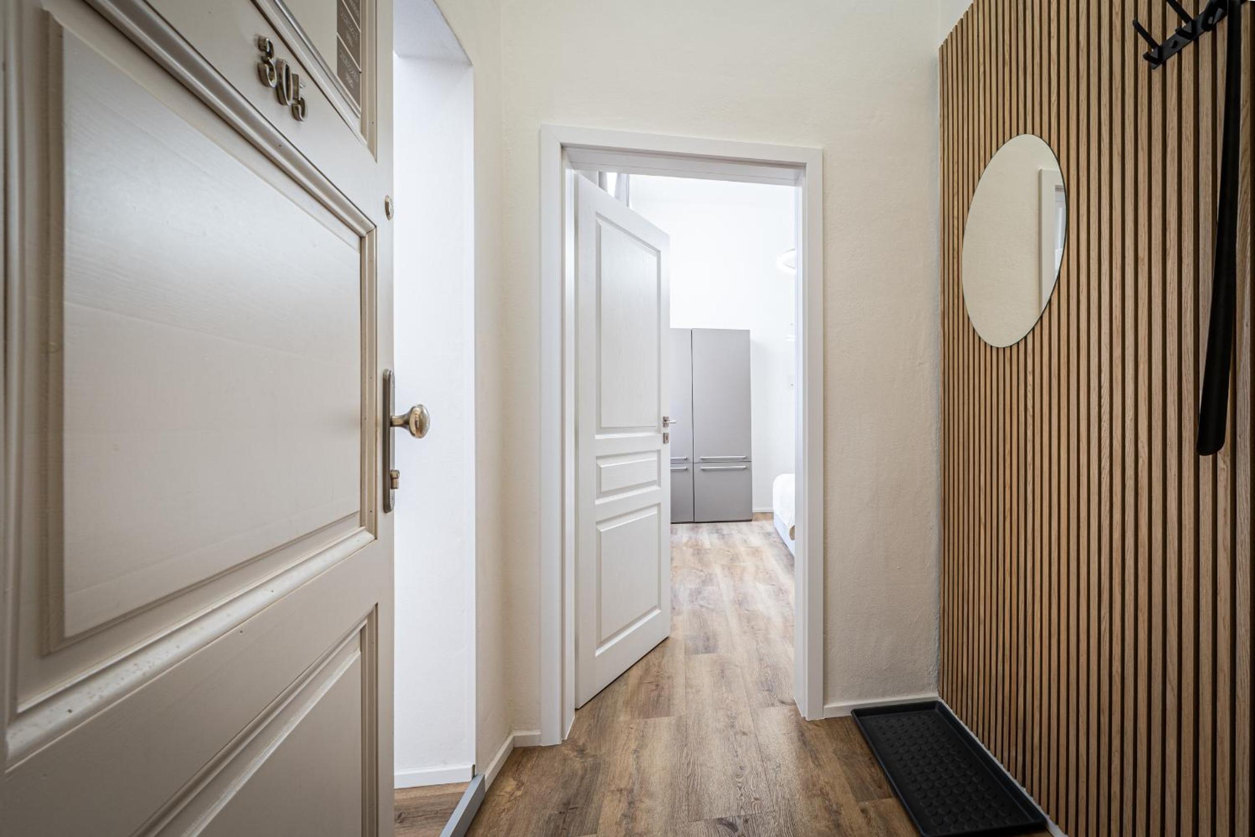 Suite 4+0 photo 1