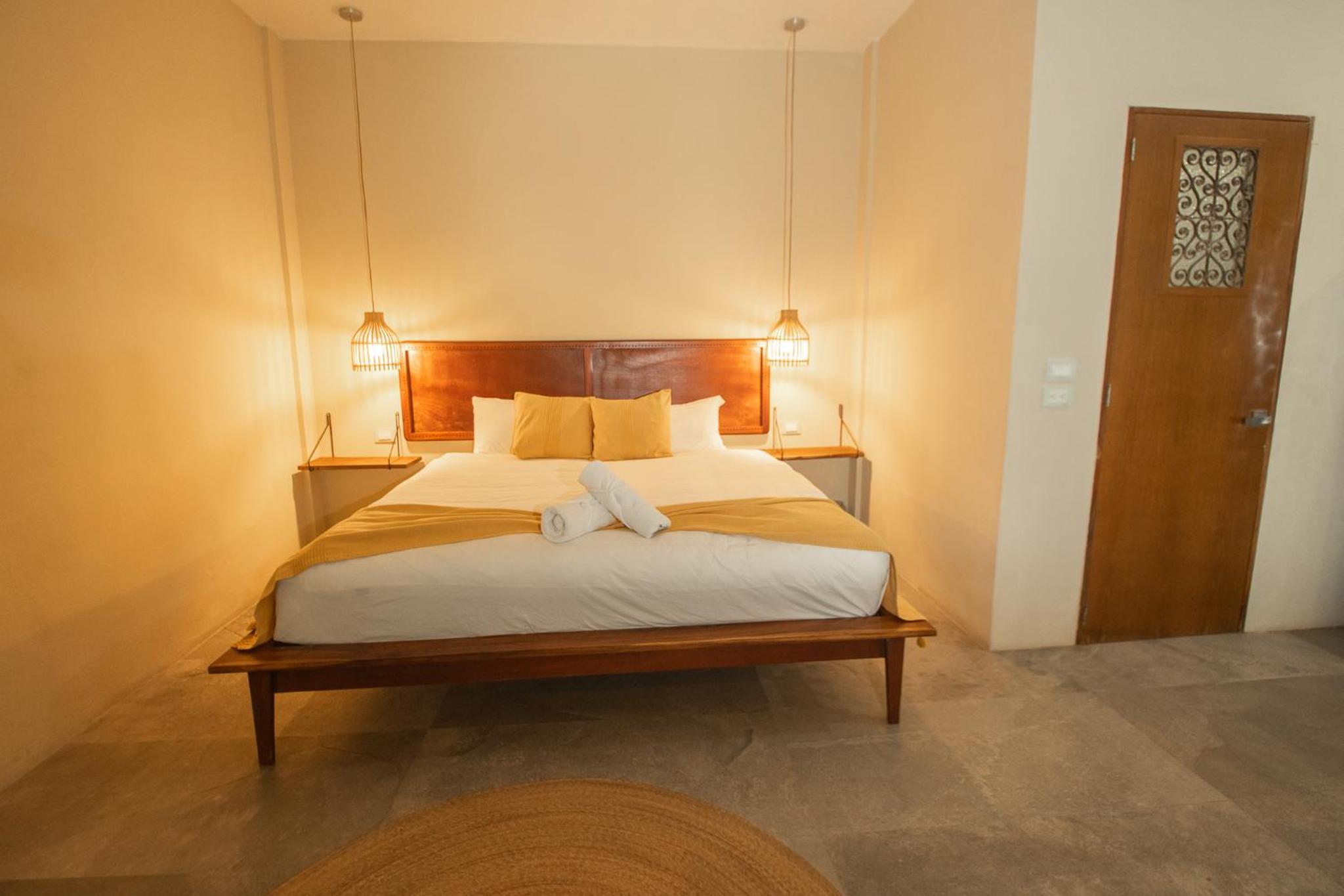 Studio with Spa Bath