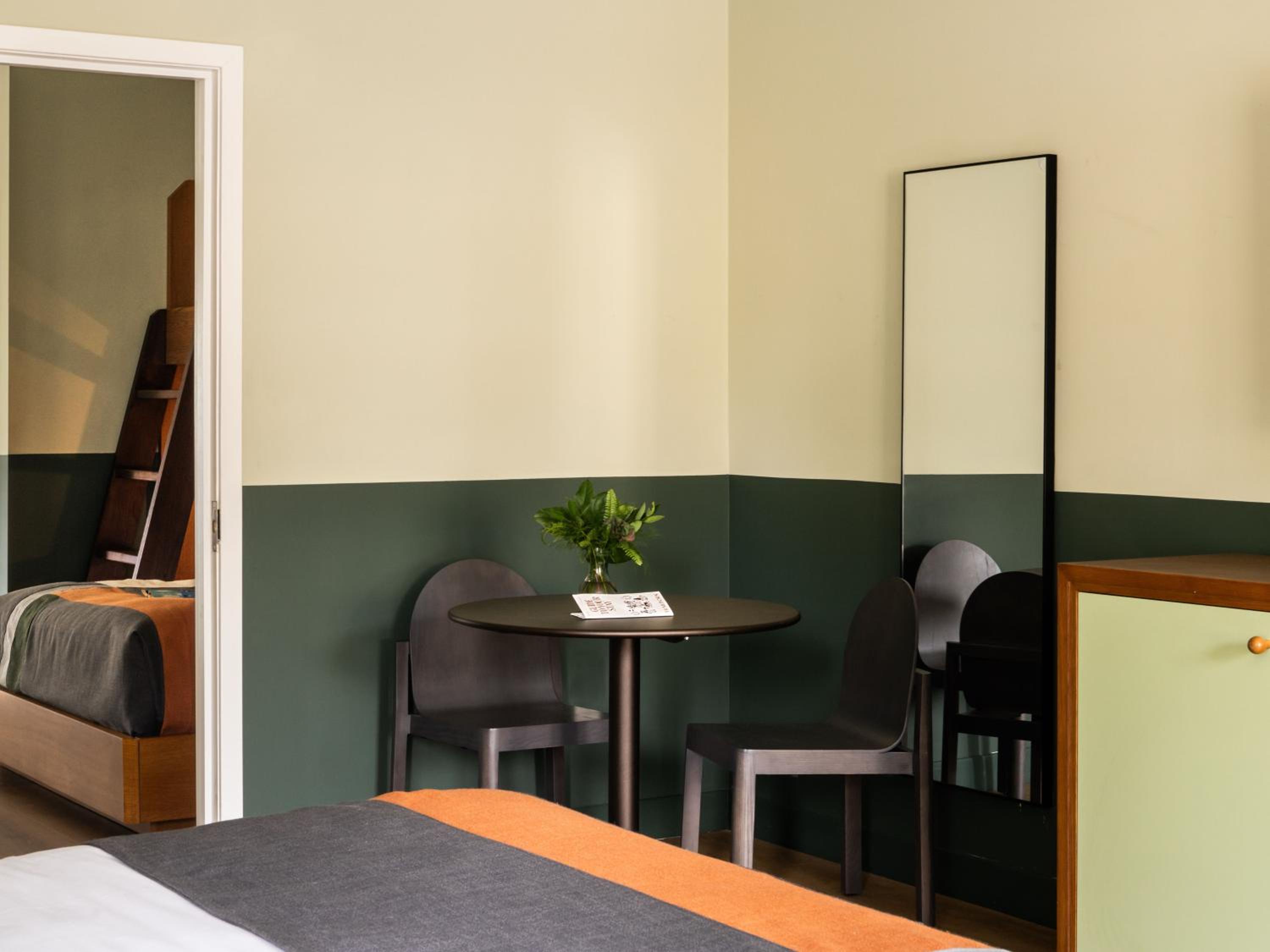 Trailborn Family Suite