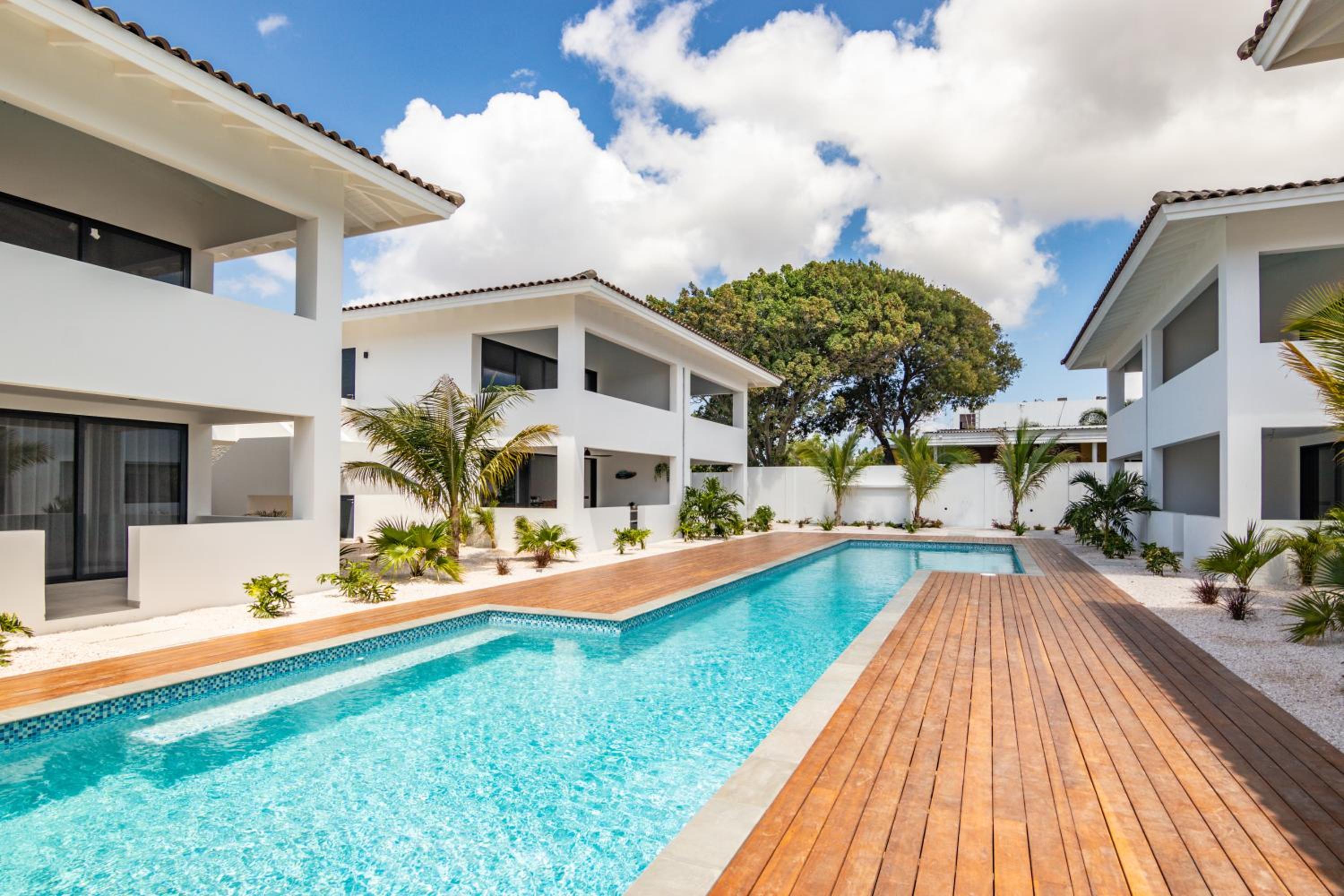 Two-Bedroom Apartment with Pool View photo 1