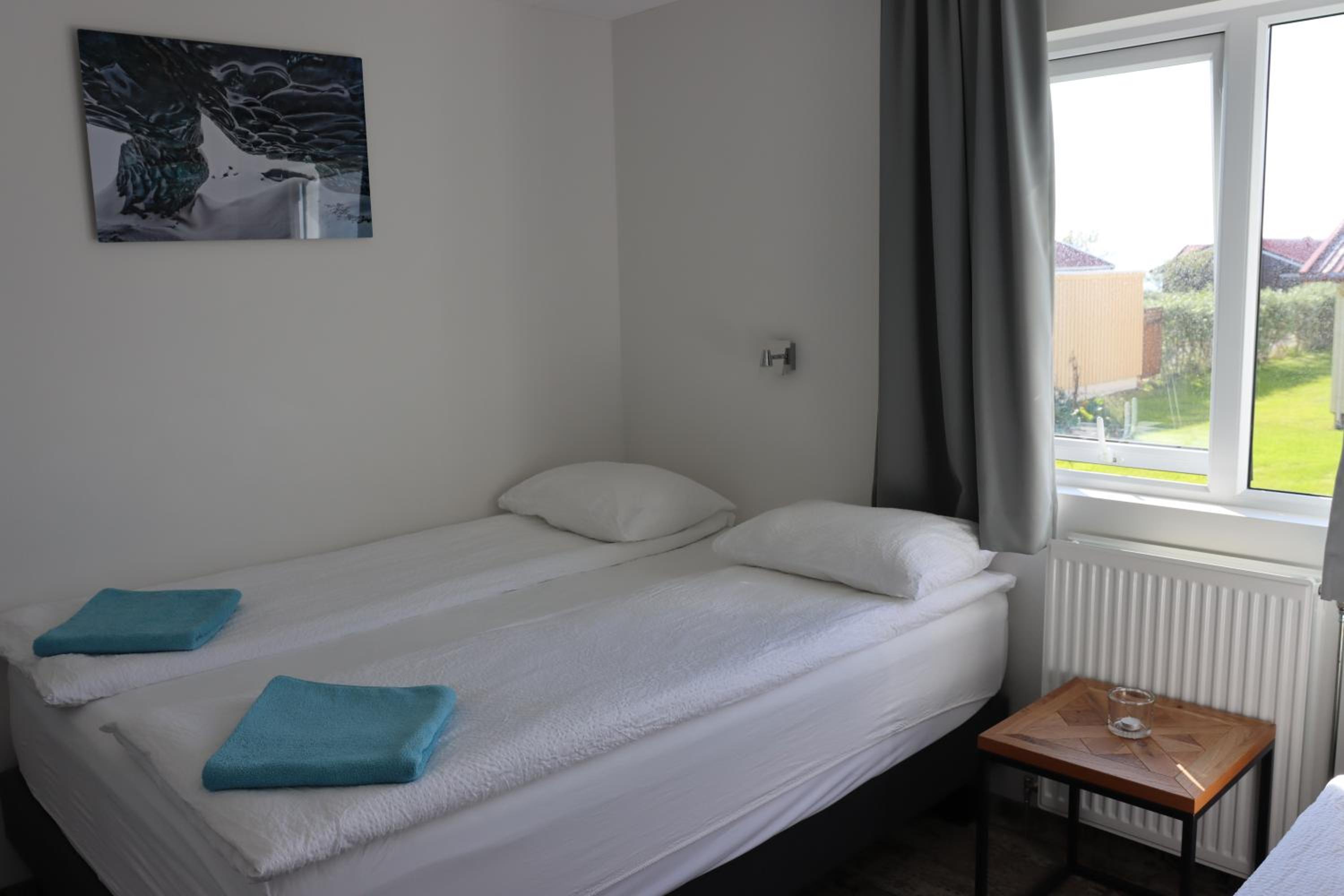 Economy Triple Room with Shared Bathroom photo 1