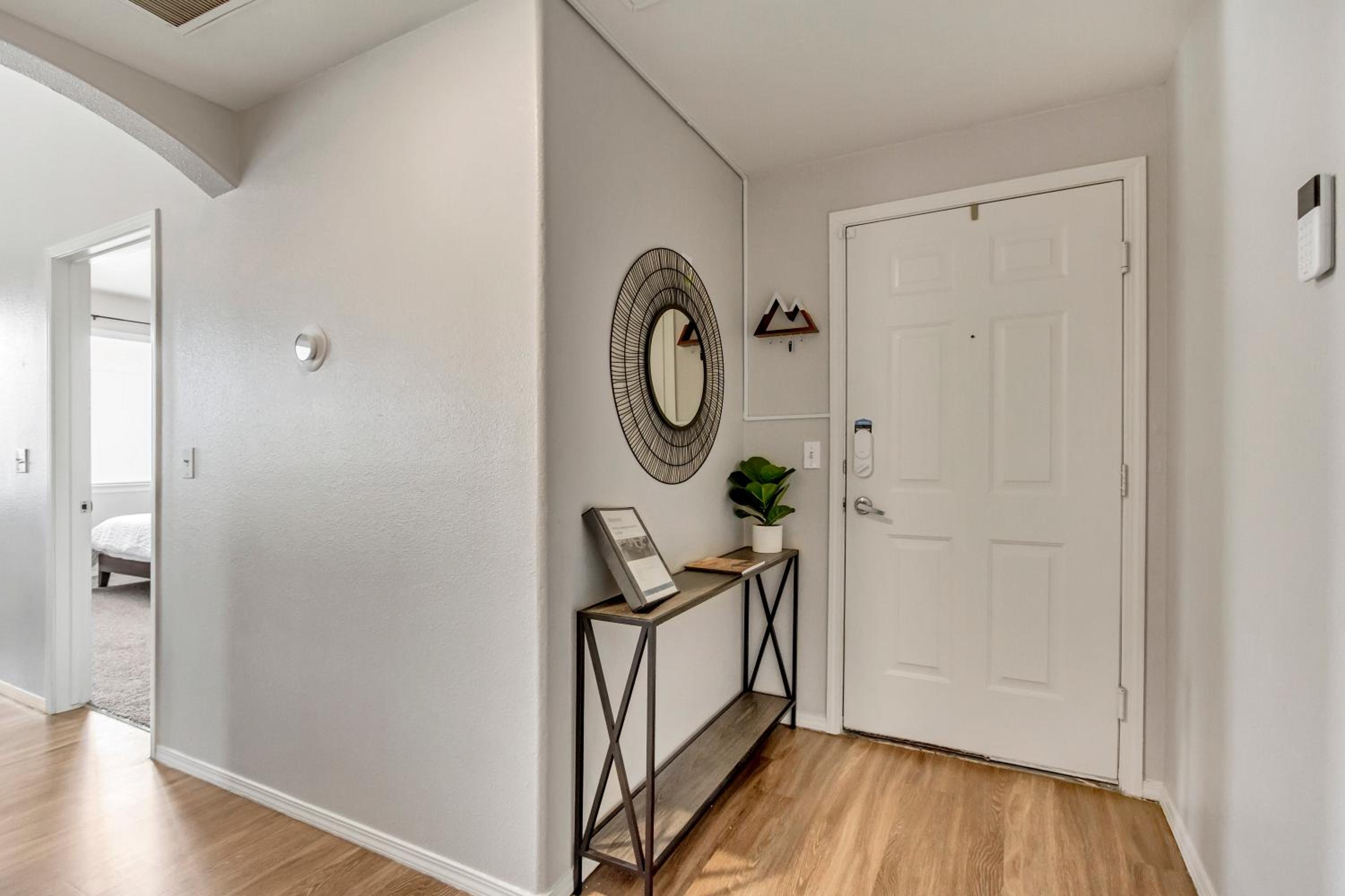 Apartment photo 1